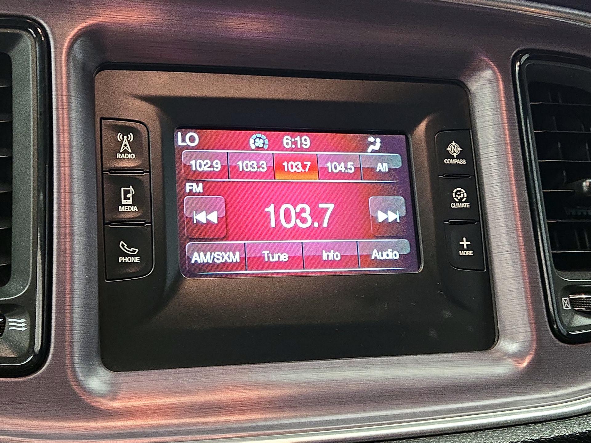 Thumbnail: 2016 Dodge Challenger - 15