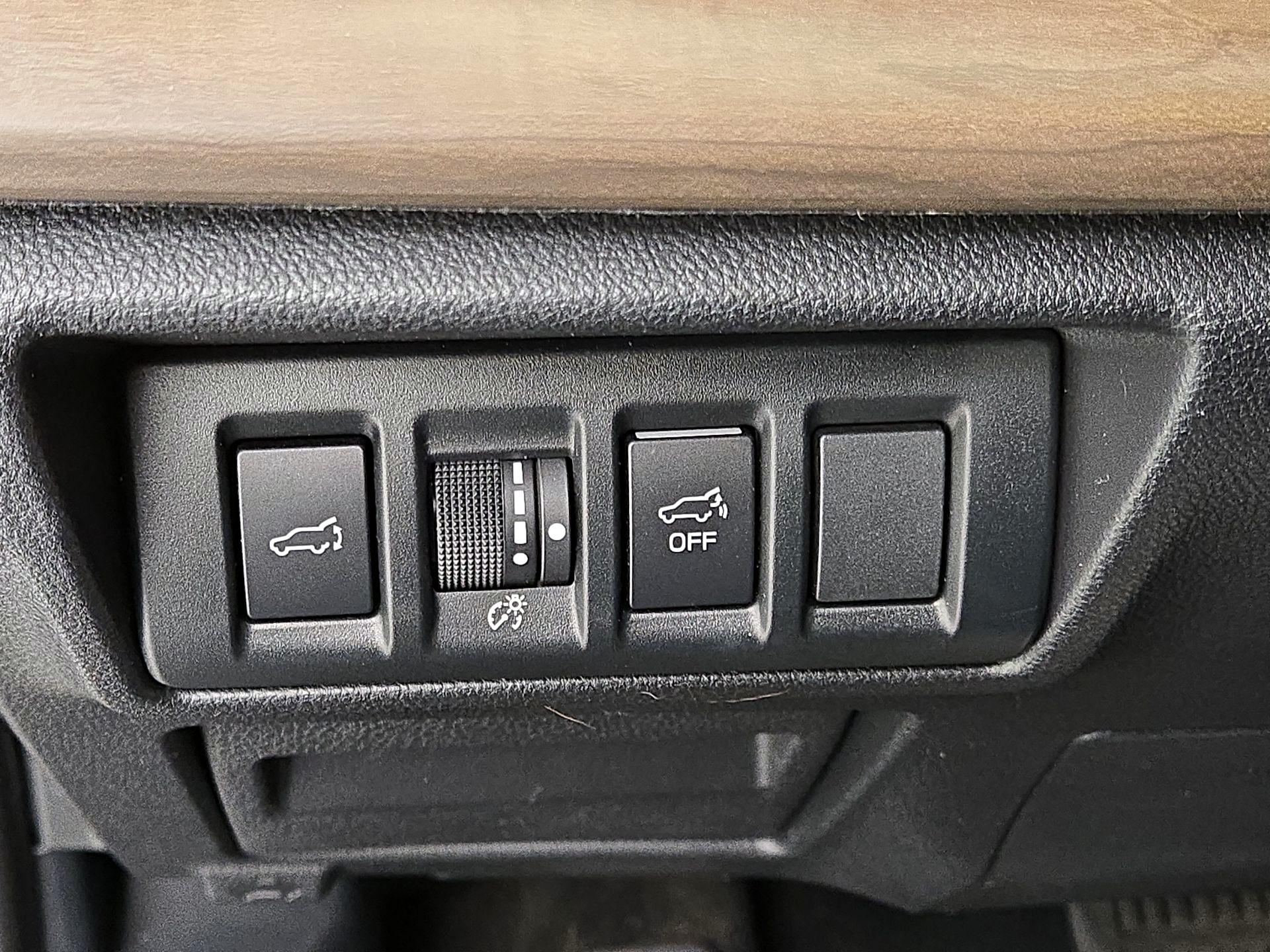 Thumbnail: 2020 Subaru Outback - 13