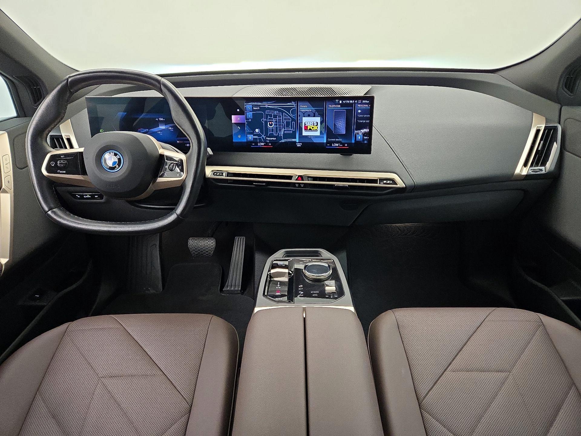 Thumbnail: 2023 BMW iX - 9