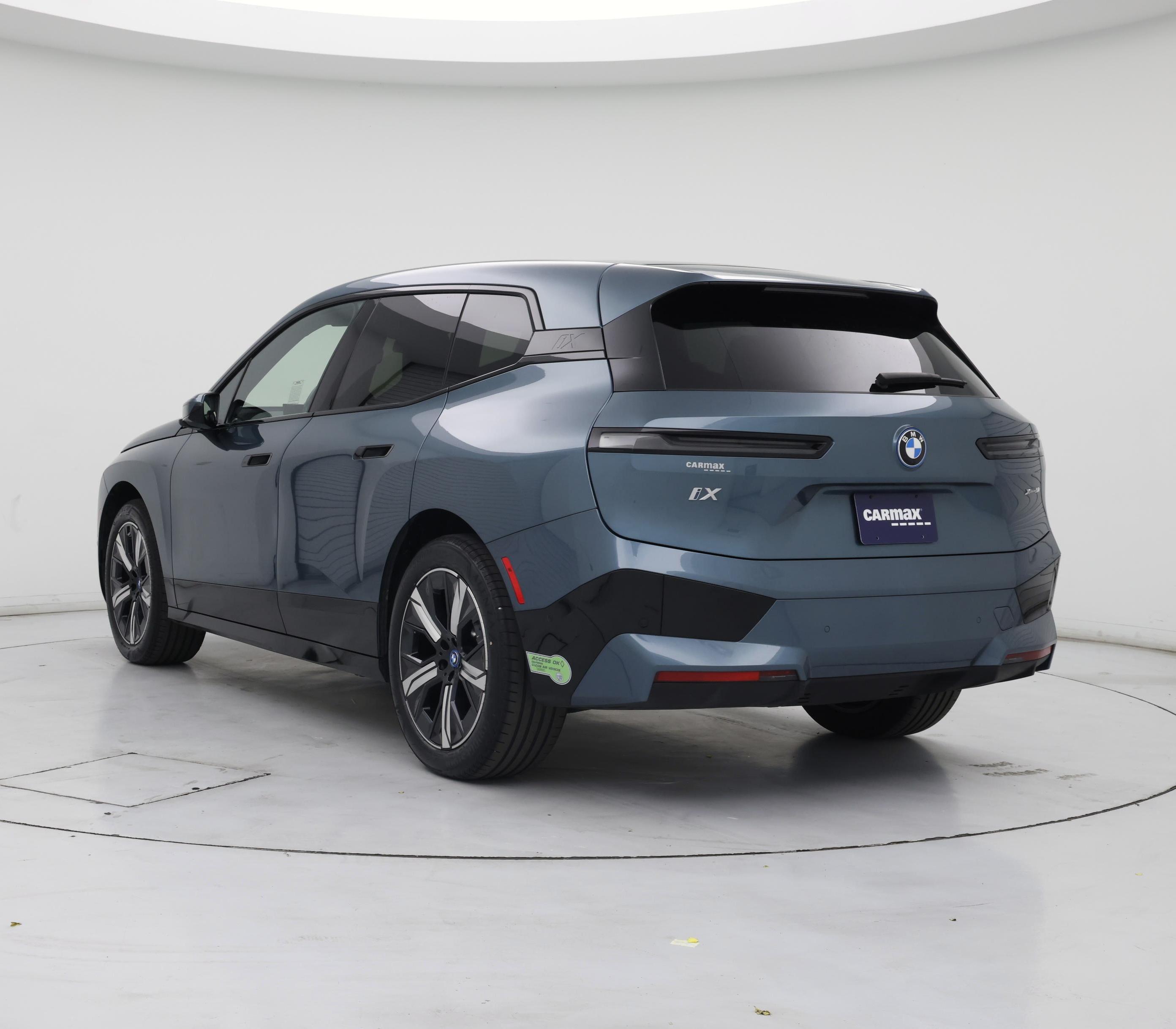 Thumbnail: 2023 BMW iX - 2