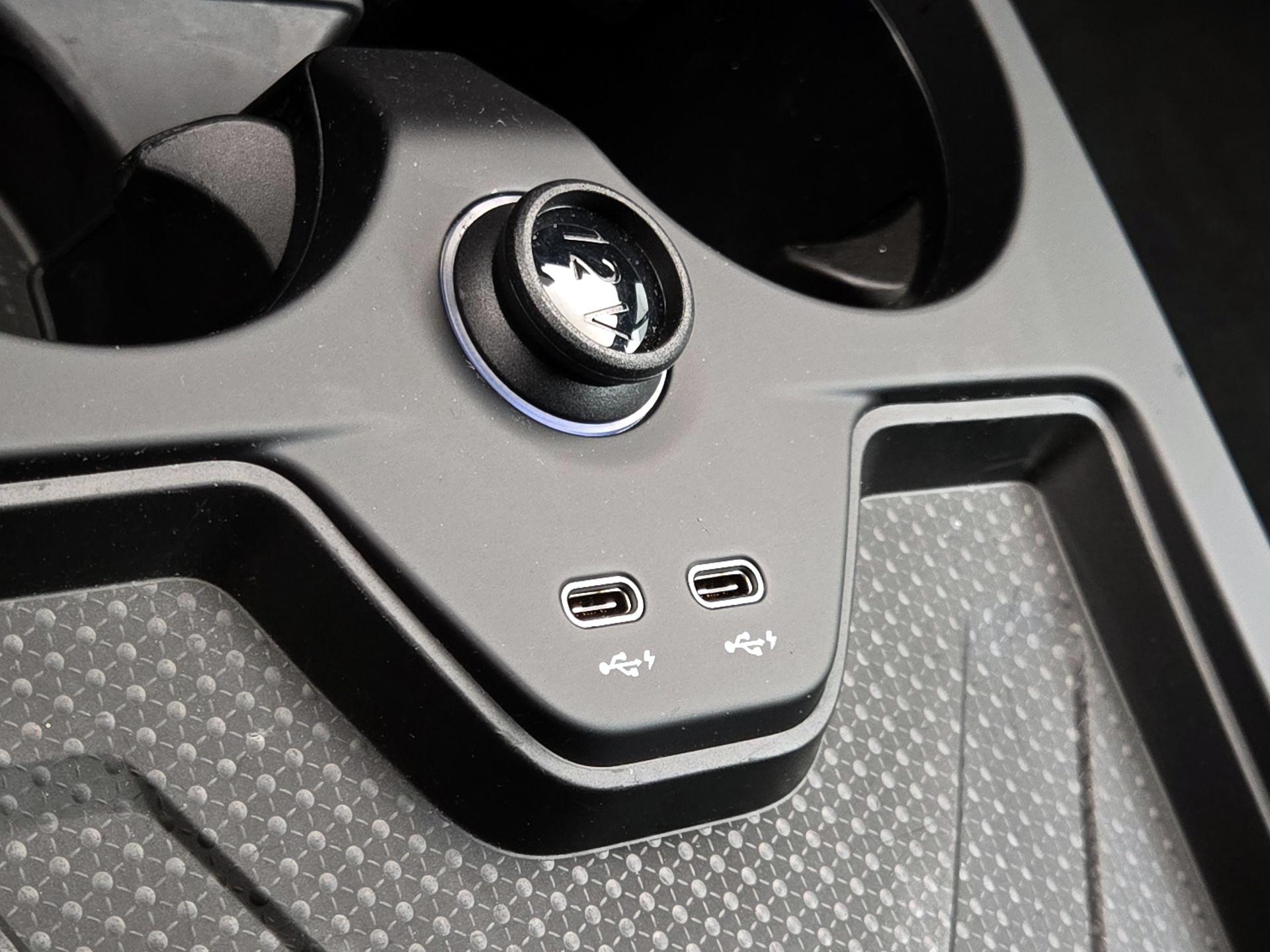 Thumbnail: 2023 BMW iX - 19