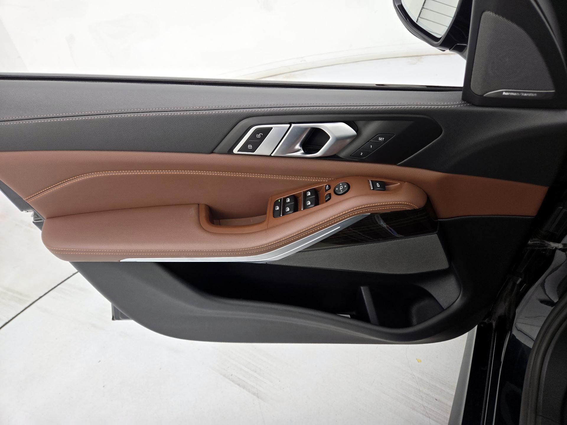 Thumbnail: 2020 BMW X5 - 12