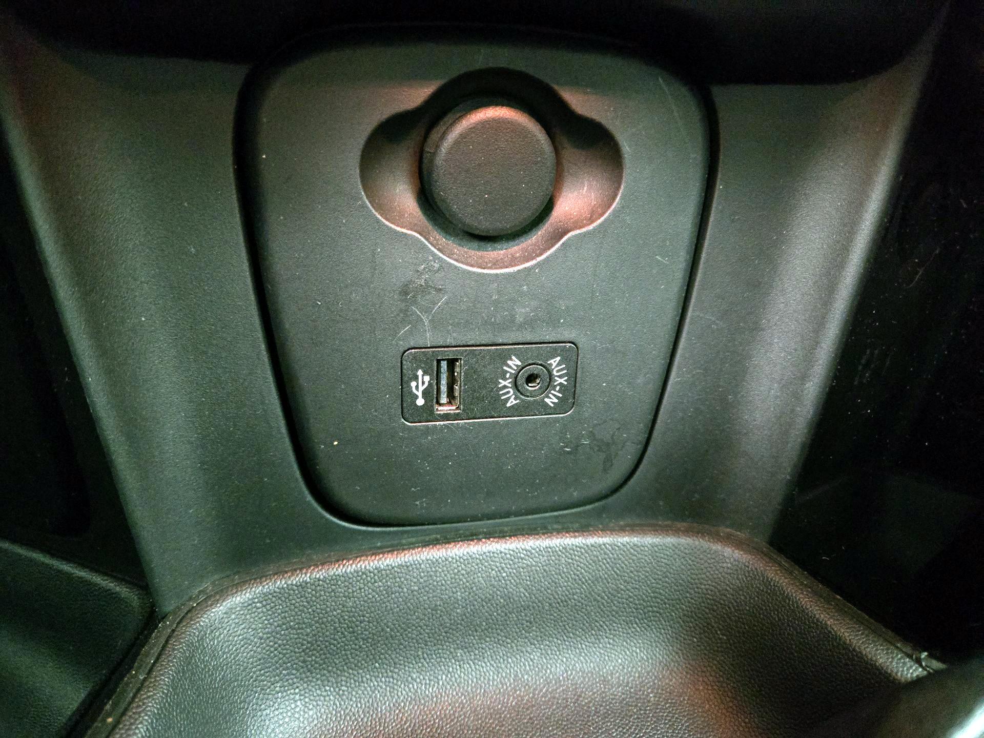 Thumbnail: 2016 MINI Cooper Hardtop - 18