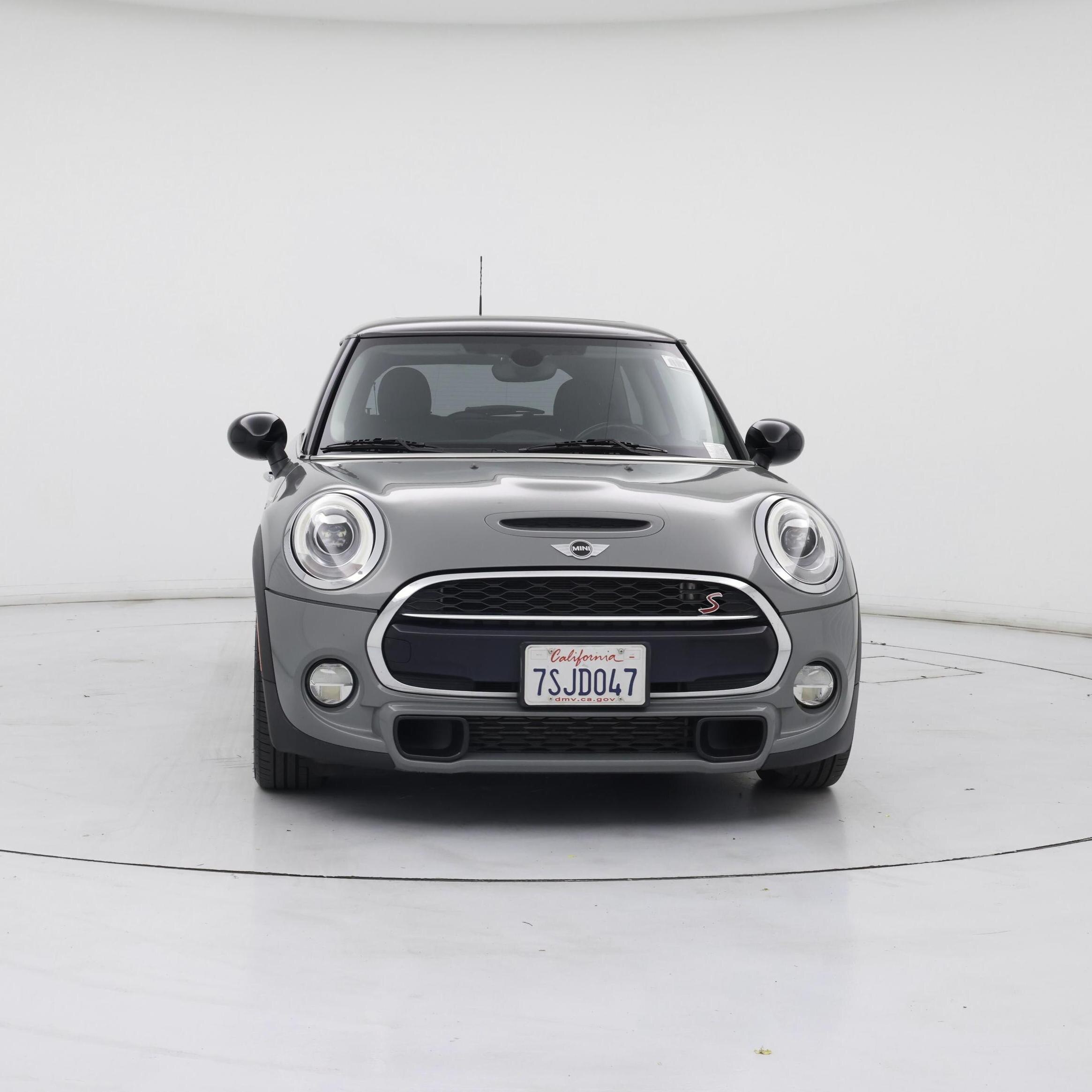 Thumbnail: 2016 MINI Cooper Hardtop - 5