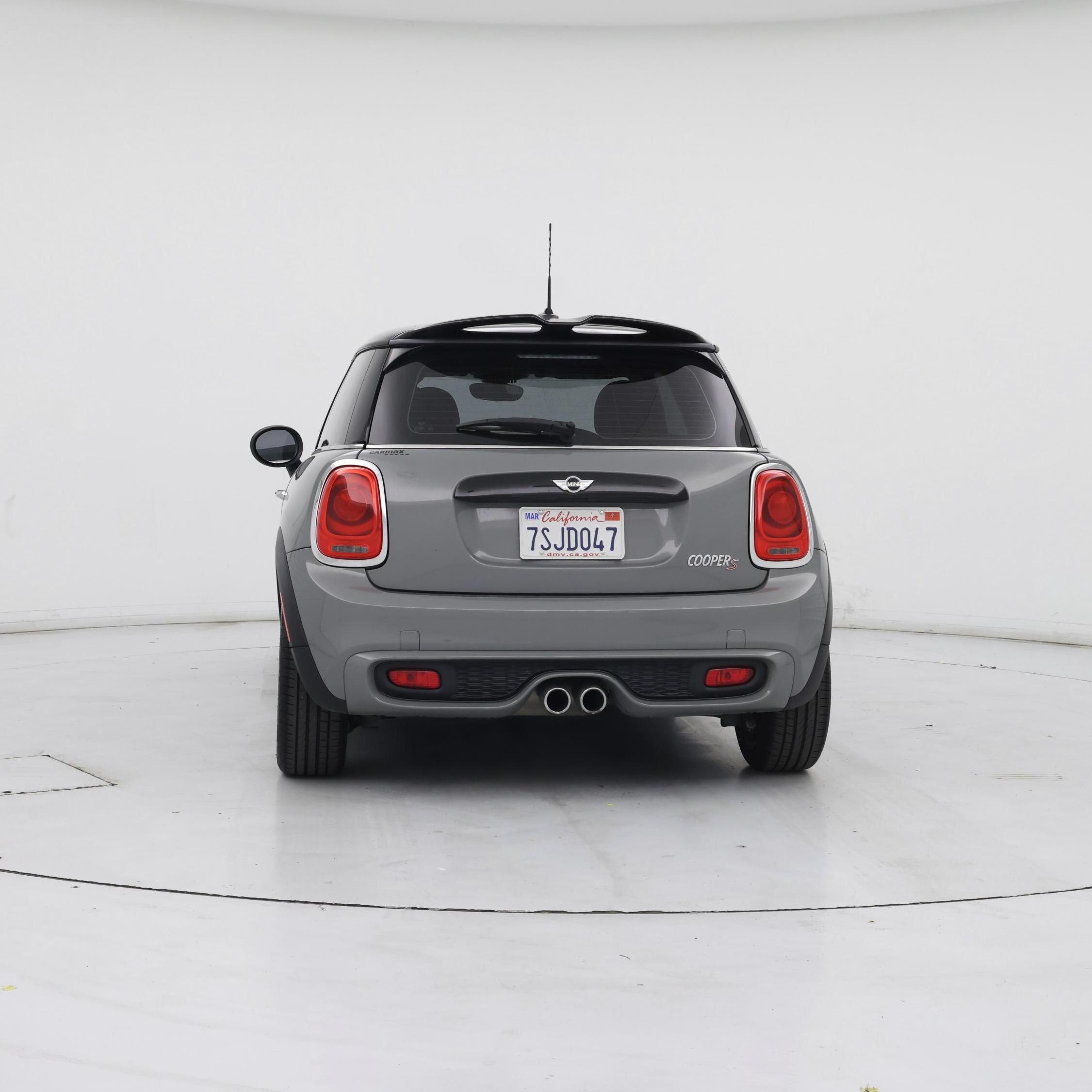 Thumbnail: 2016 MINI Cooper Hardtop - 6