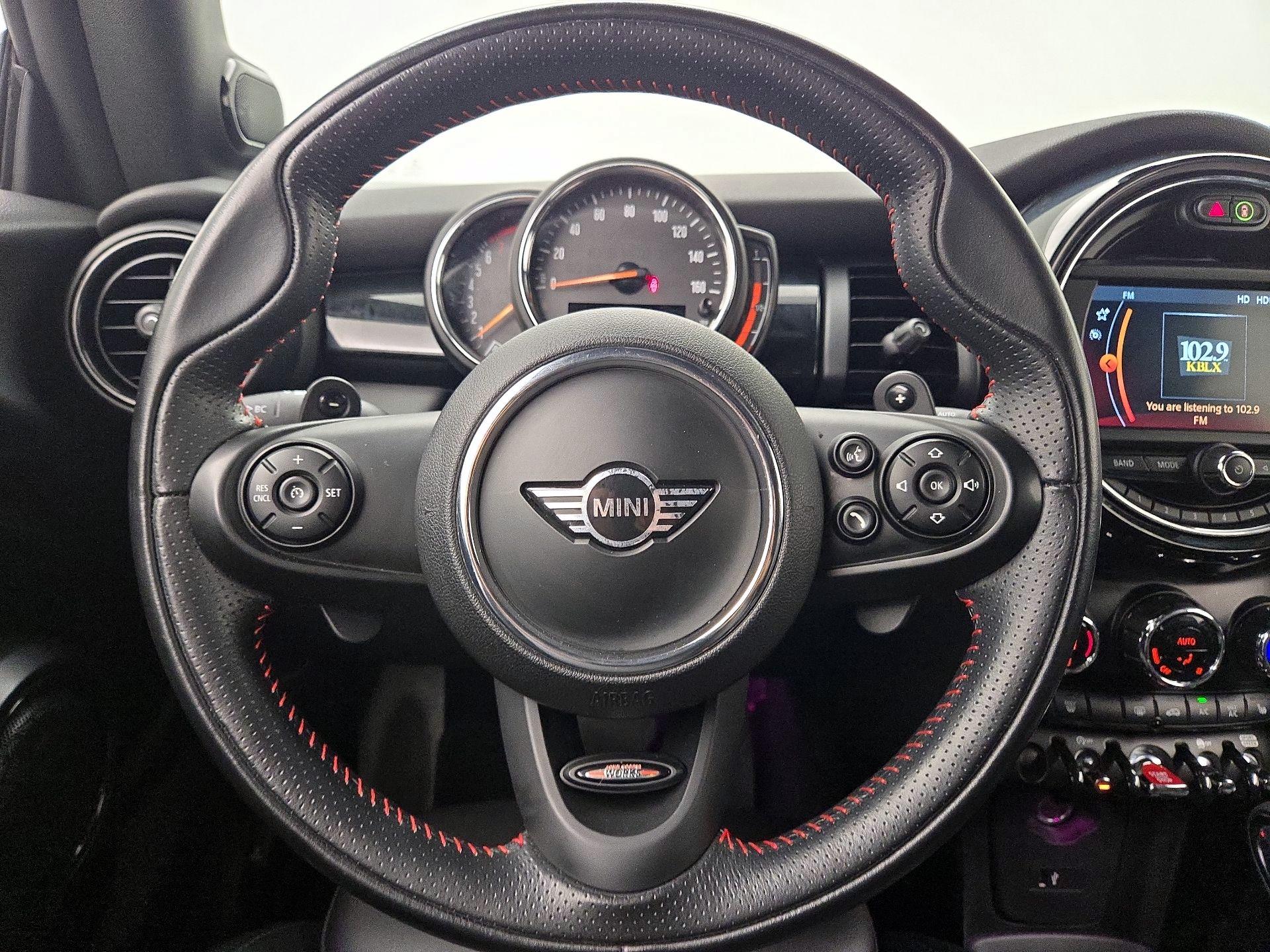 Thumbnail: 2019 MINI Cooper - 10