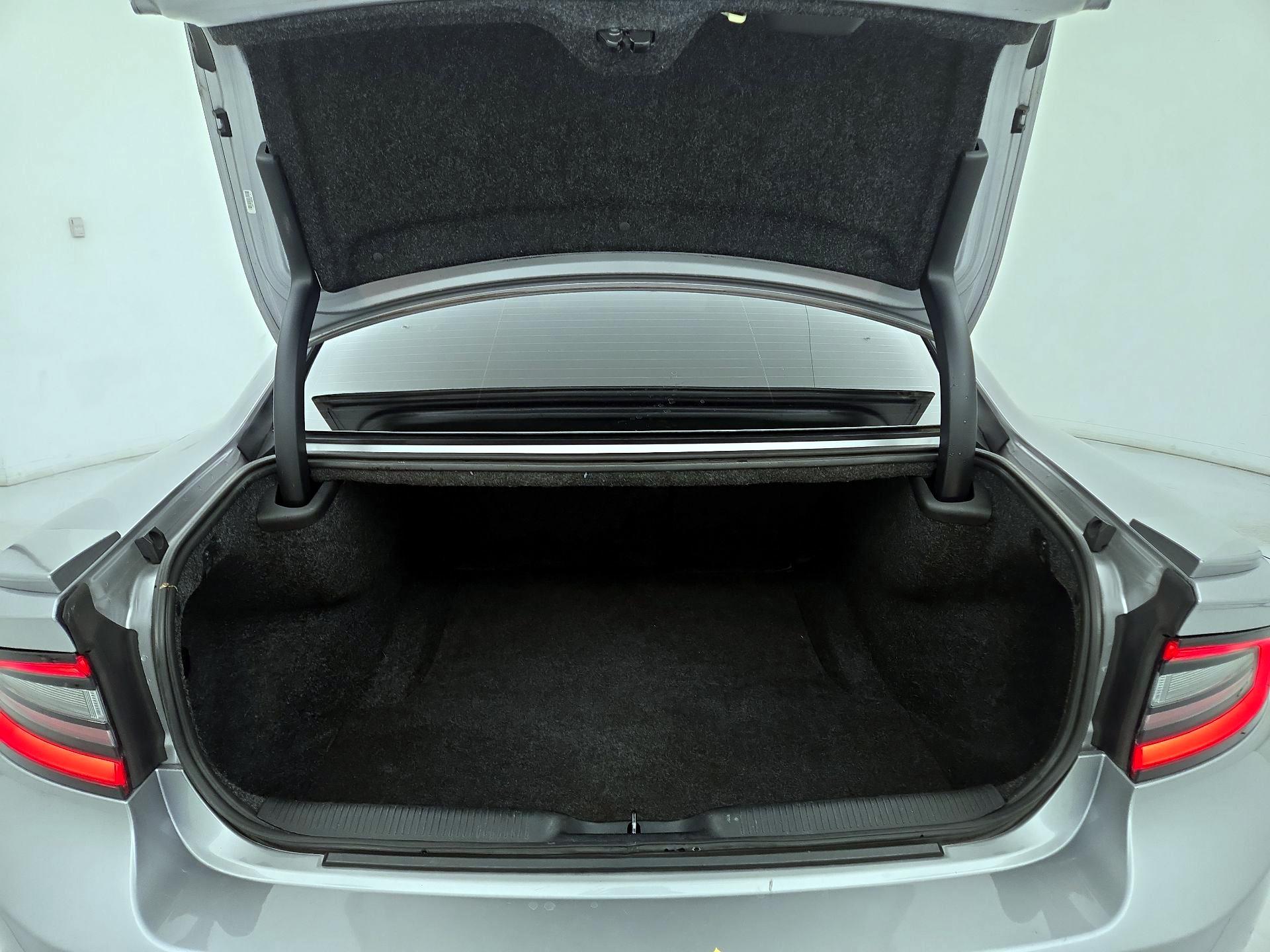 Thumbnail: 2018 Dodge Charger - 20