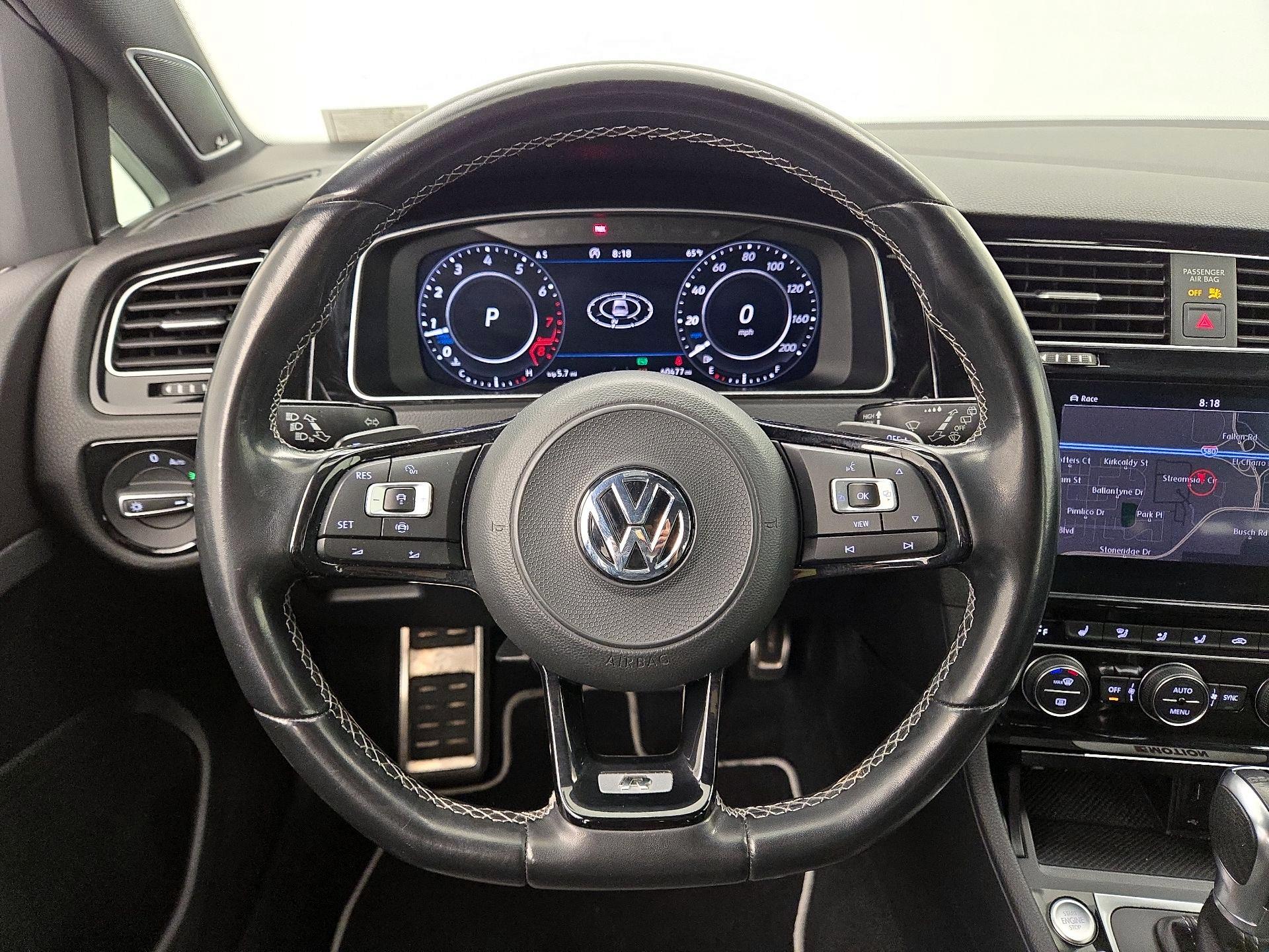 Thumbnail: 2019 Volkswagen Golf - 10
