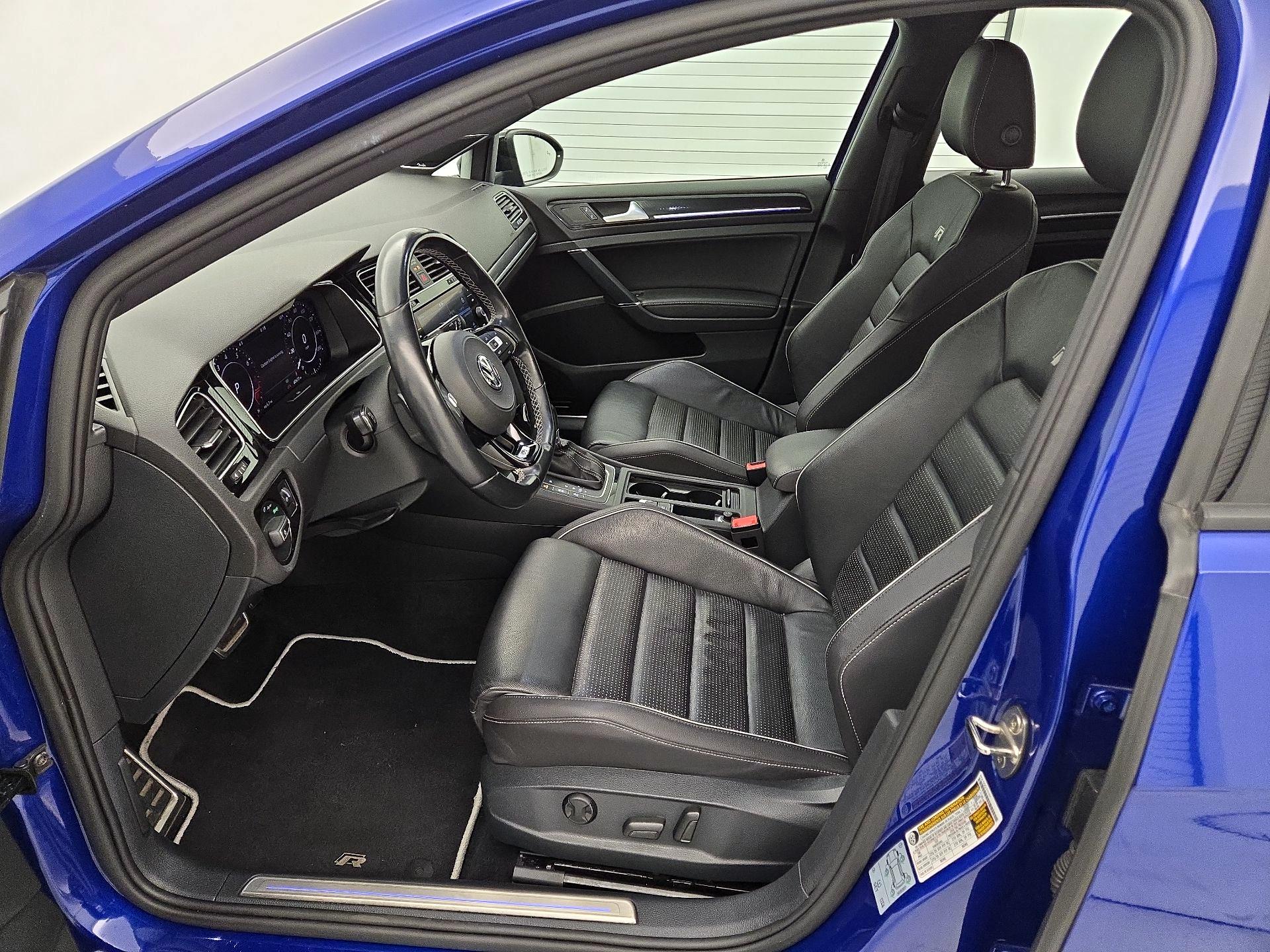 Thumbnail: 2019 Volkswagen Golf - 11