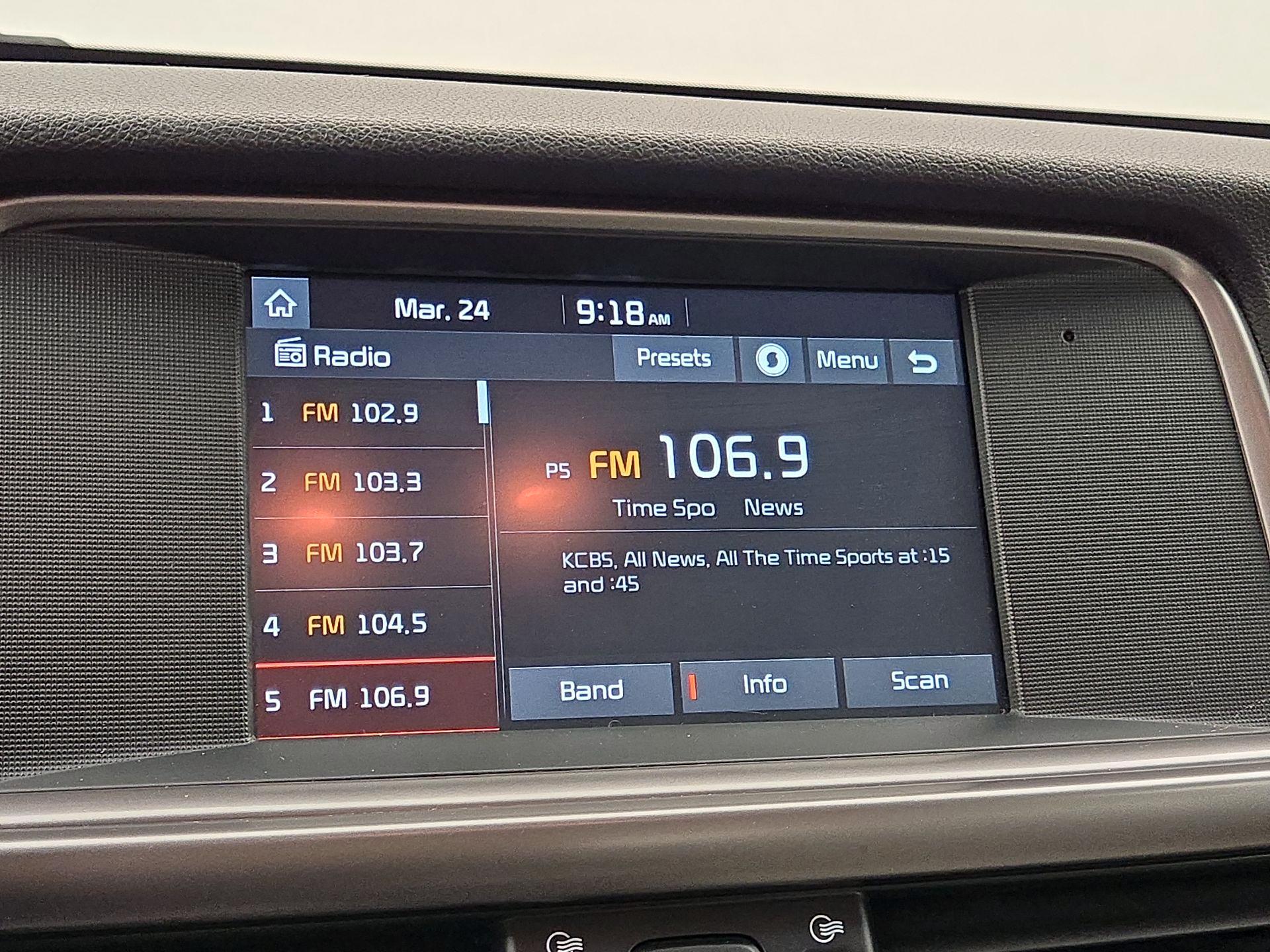 Thumbnail: 2018 Kia Optima - 15