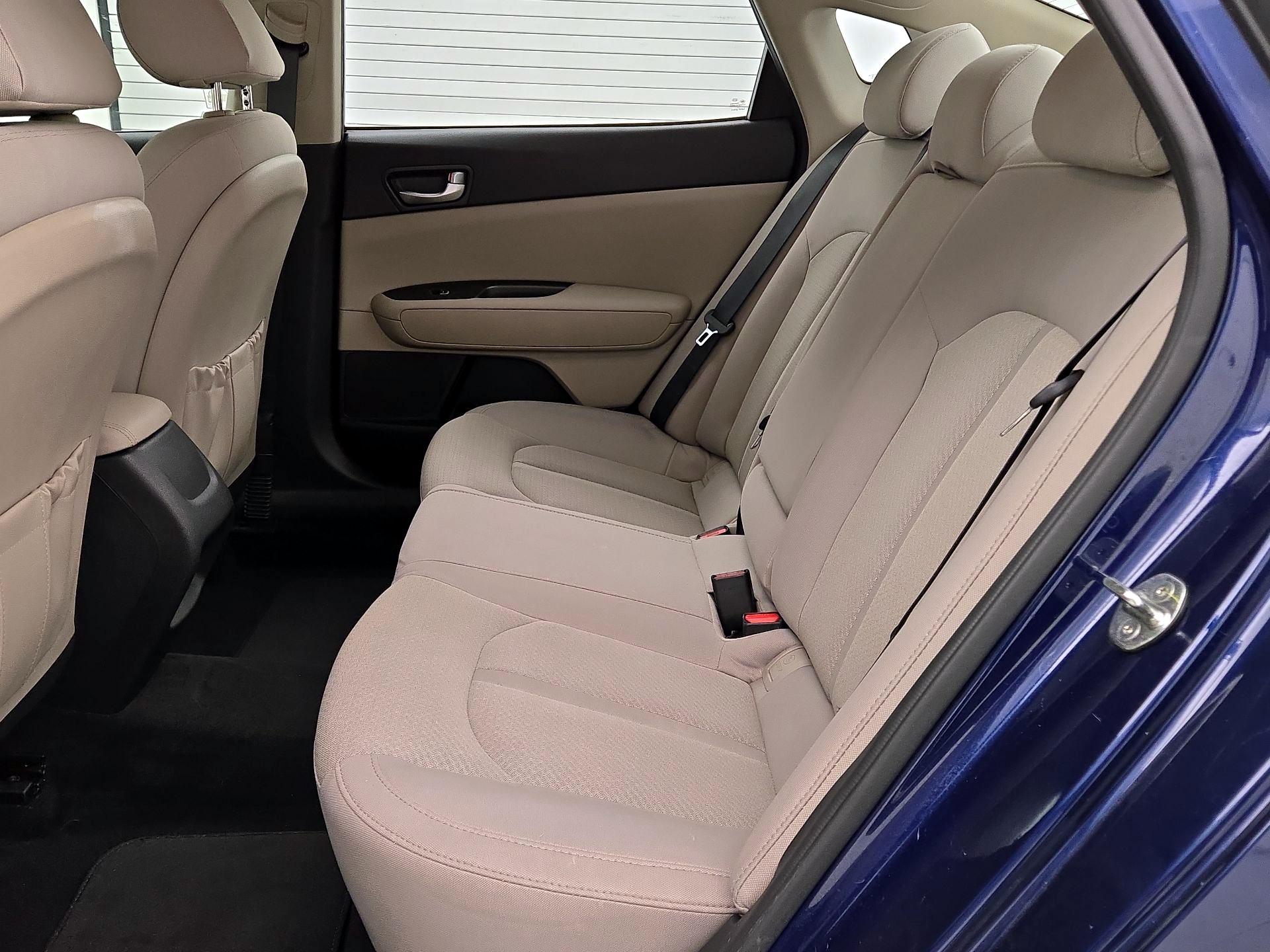 Thumbnail: 2018 Kia Optima - 19