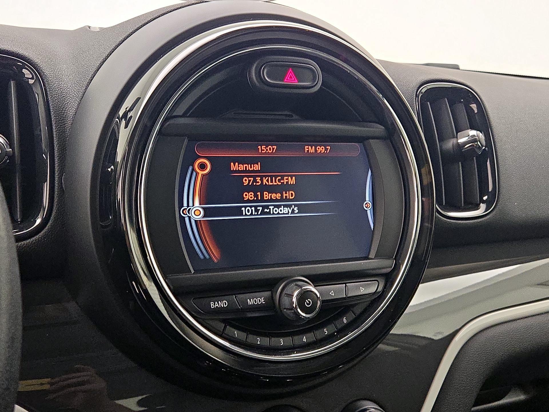 Thumbnail: 2017 MINI Cooper Countryman - 15