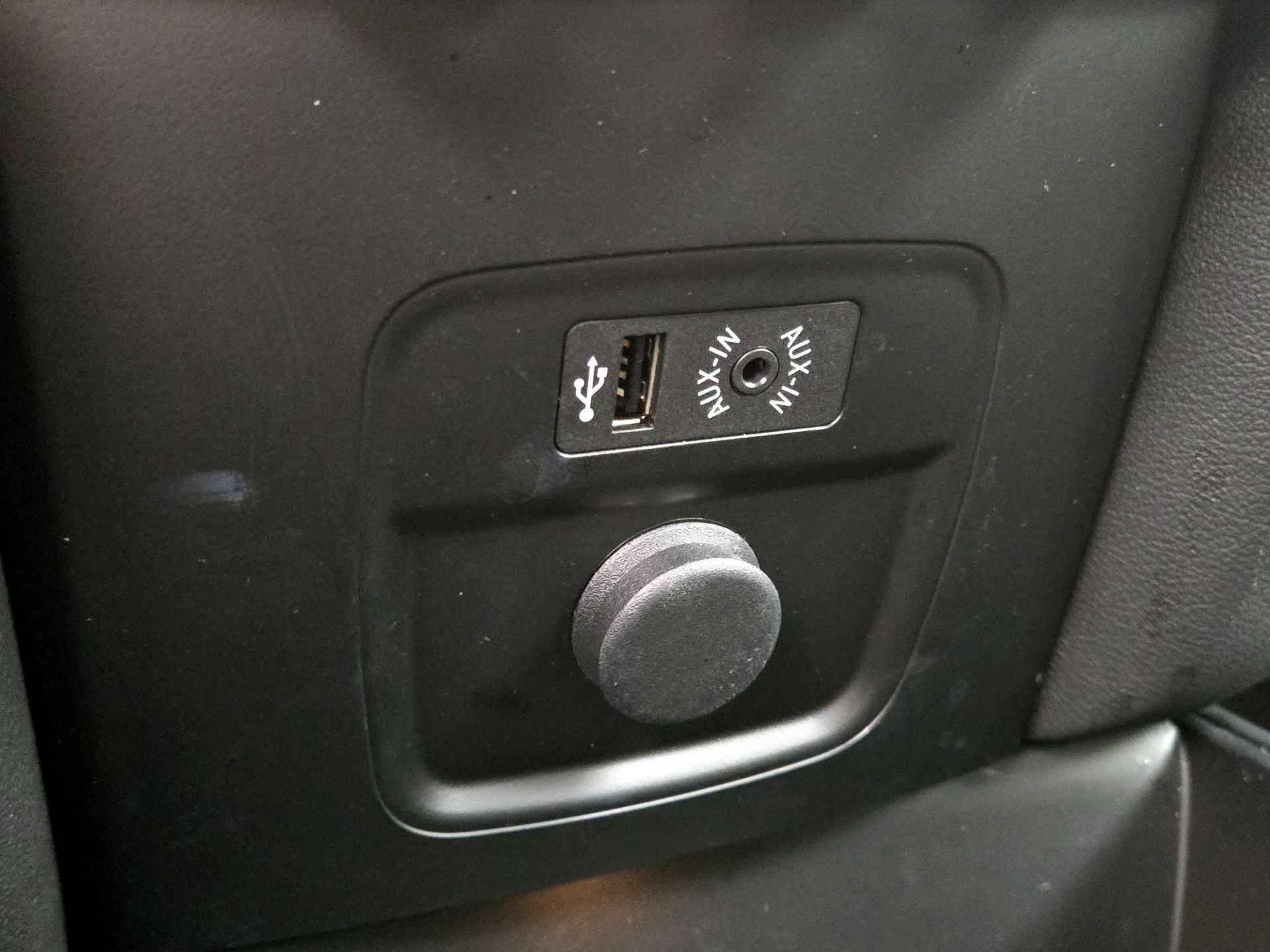 Thumbnail: 2017 MINI Cooper Countryman - 18