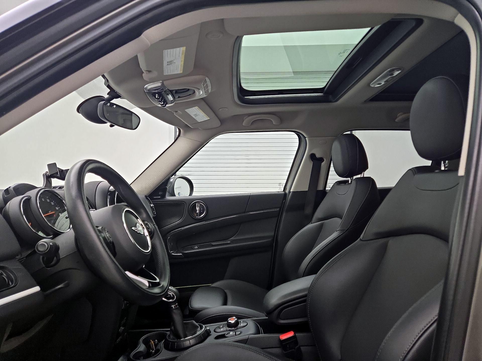 Thumbnail: 2017 MINI Cooper Countryman - 19