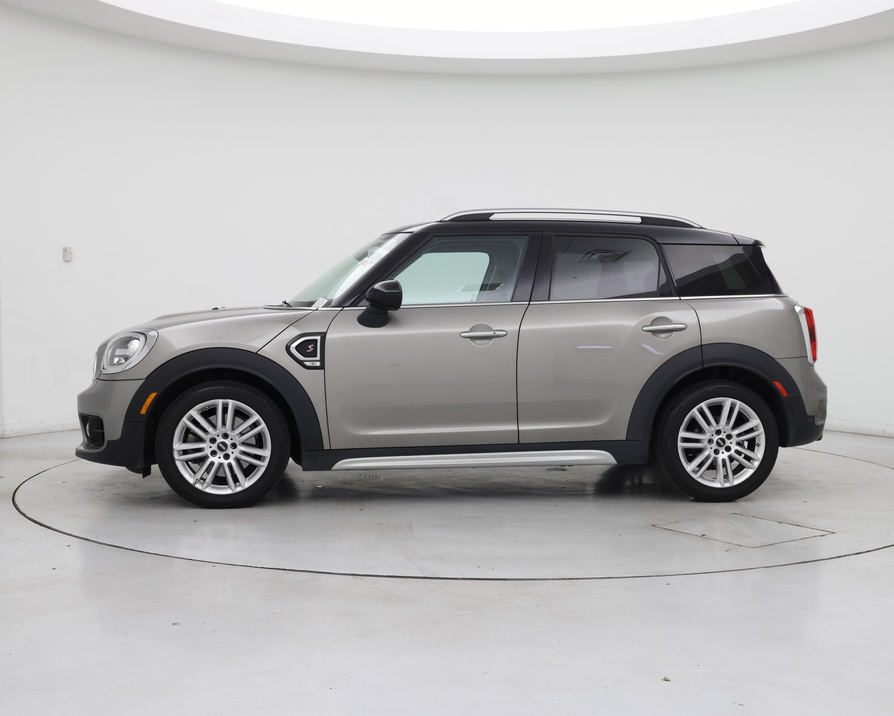 Thumbnail: 2017 MINI Cooper Countryman - 3