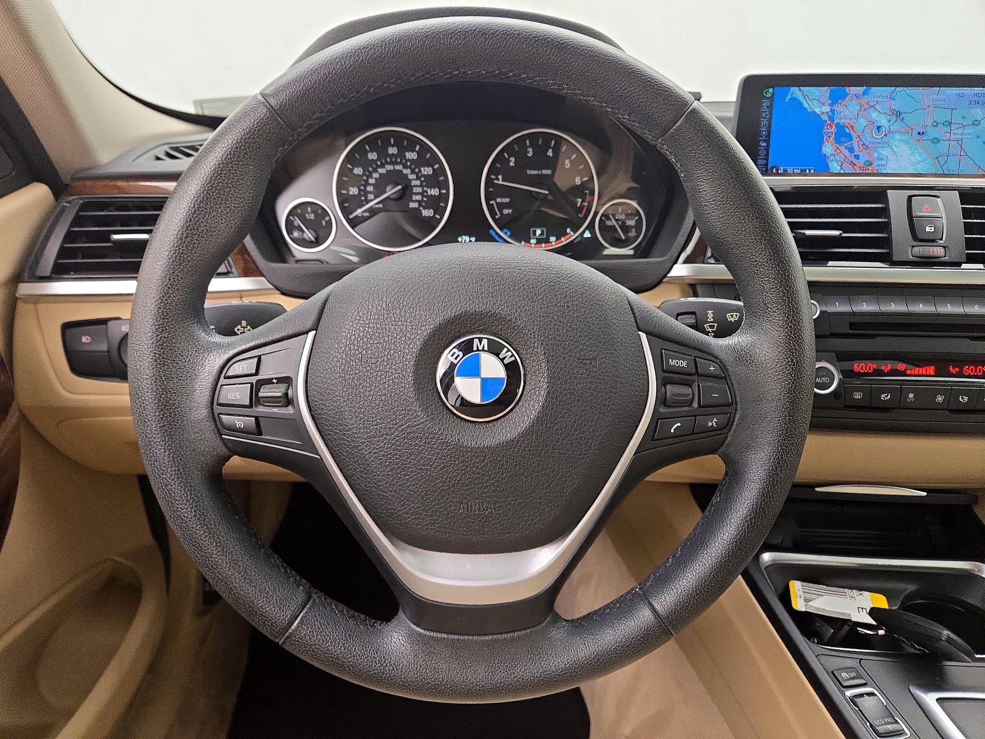 Thumbnail: 2015 BMW 3 Series - 10