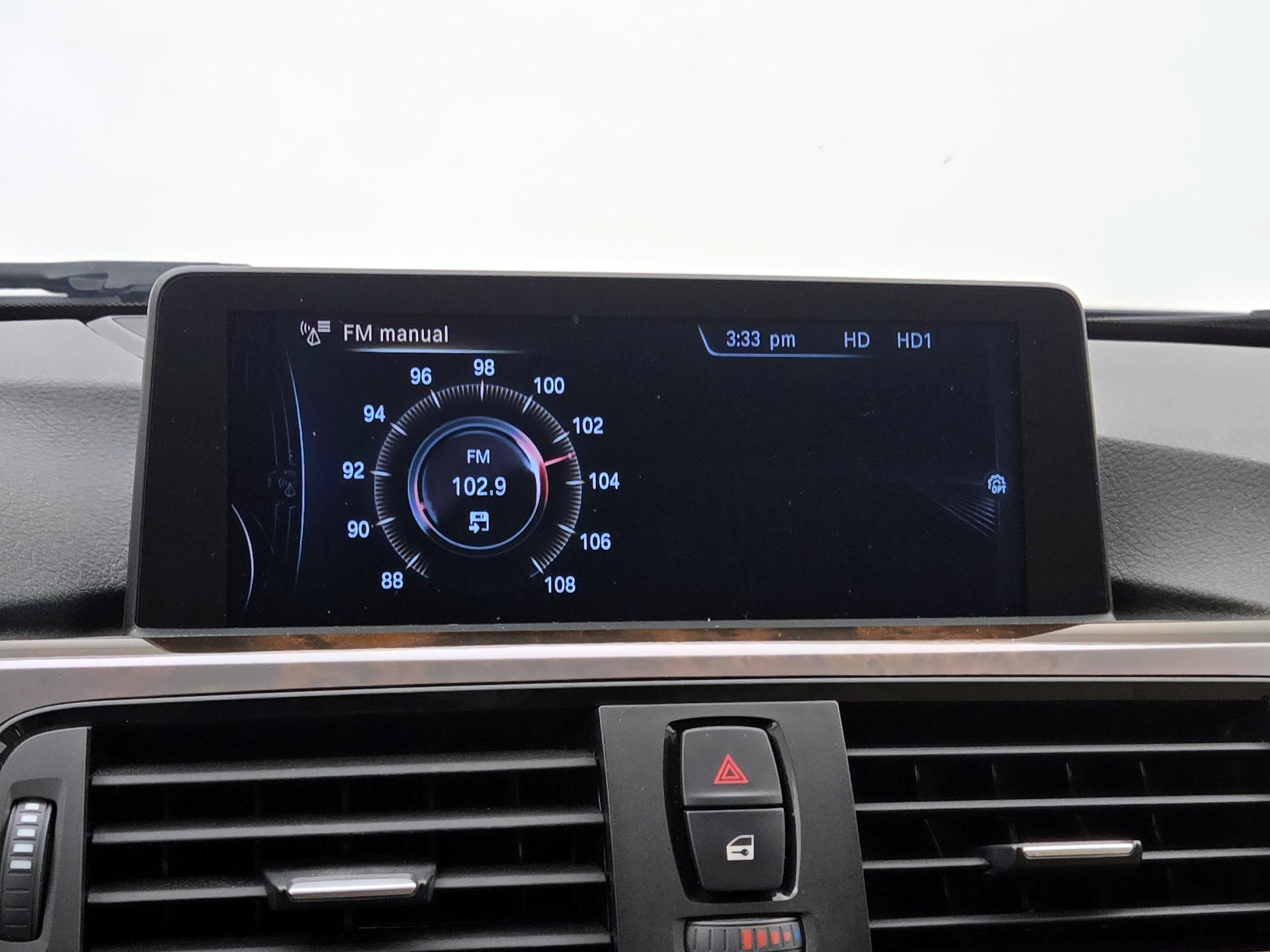 Thumbnail: 2015 BMW 3 Series - 16