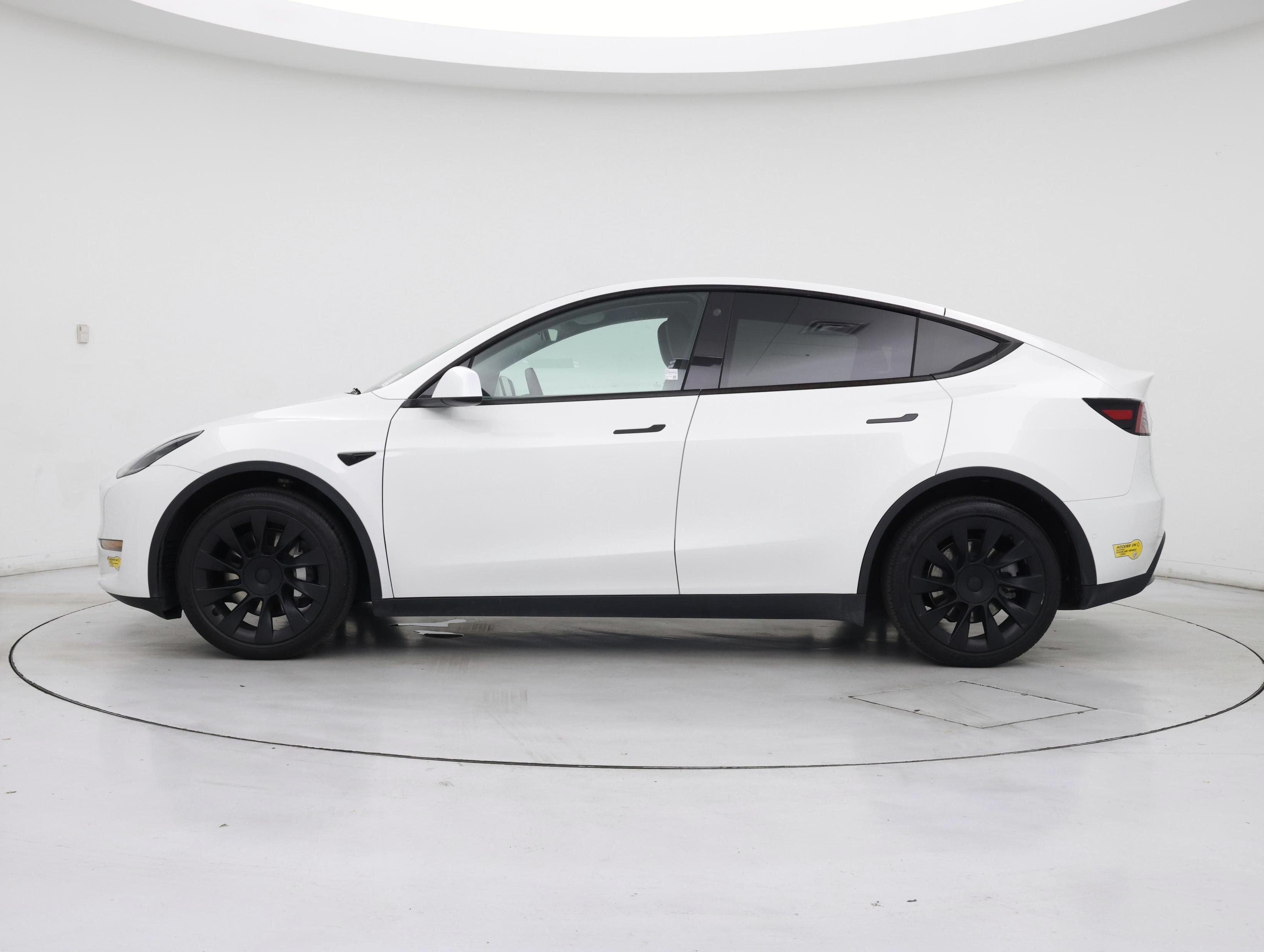 Thumbnail: 2021 Tesla Model Y - 3