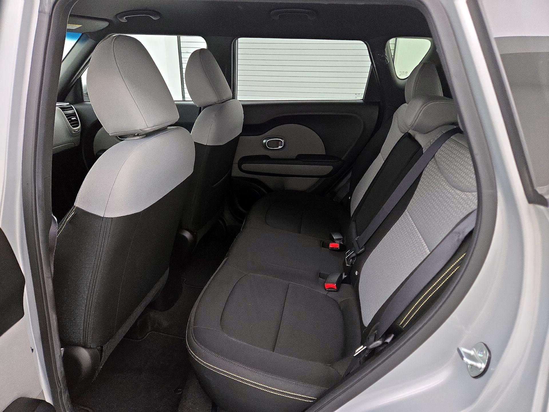 Thumbnail: 2014 Kia Soul - 18