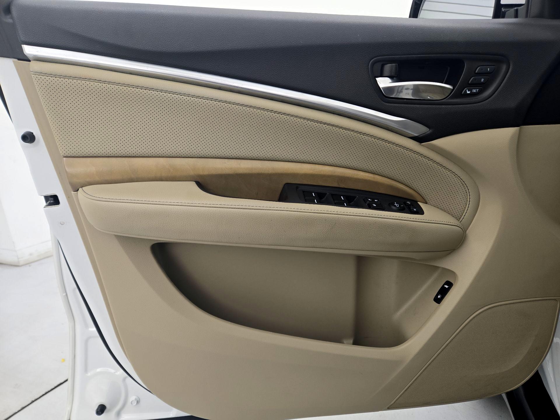 Thumbnail: 2020 Acura MDX - 12