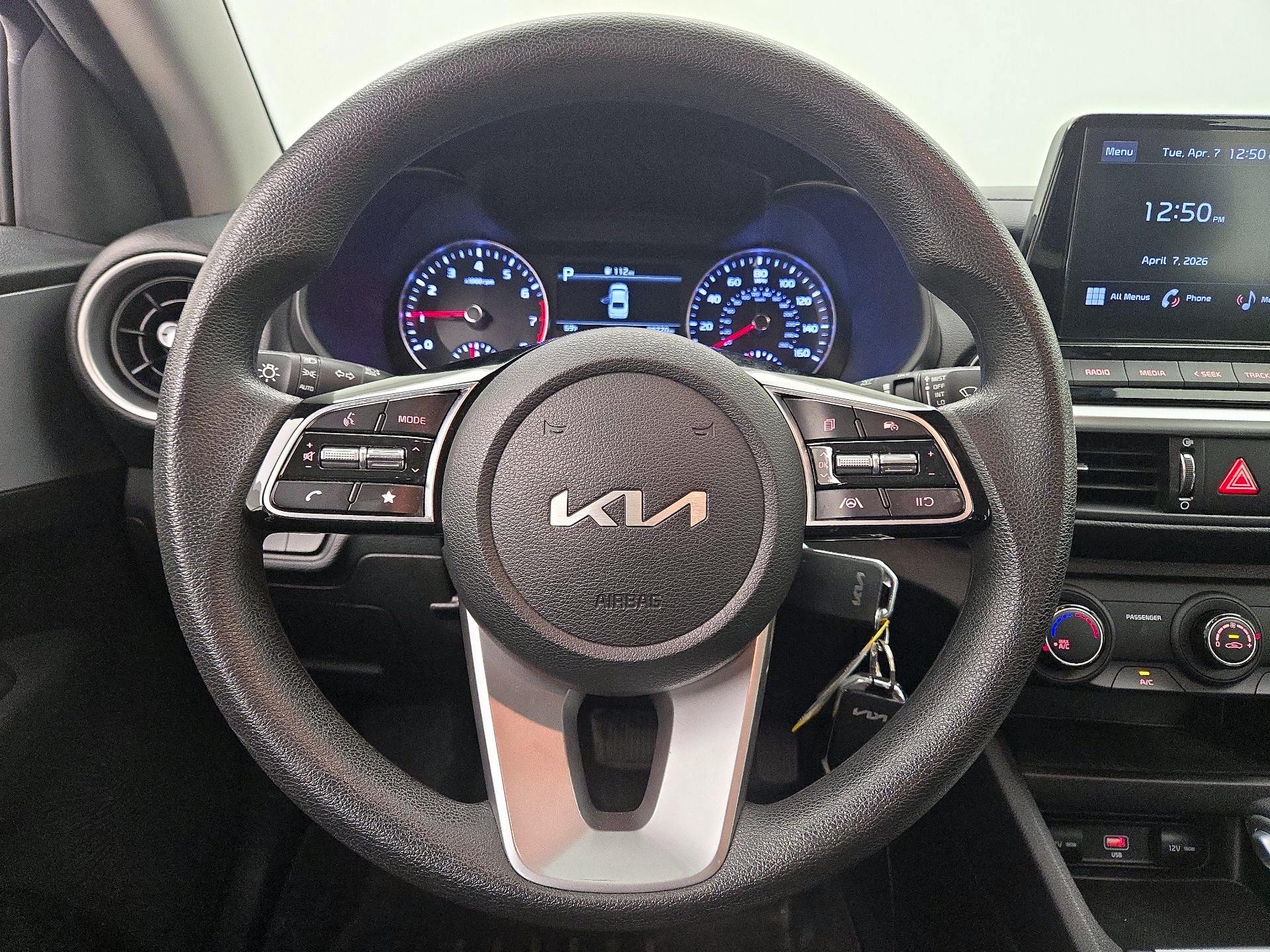Thumbnail: 2022 Kia Forte - 10