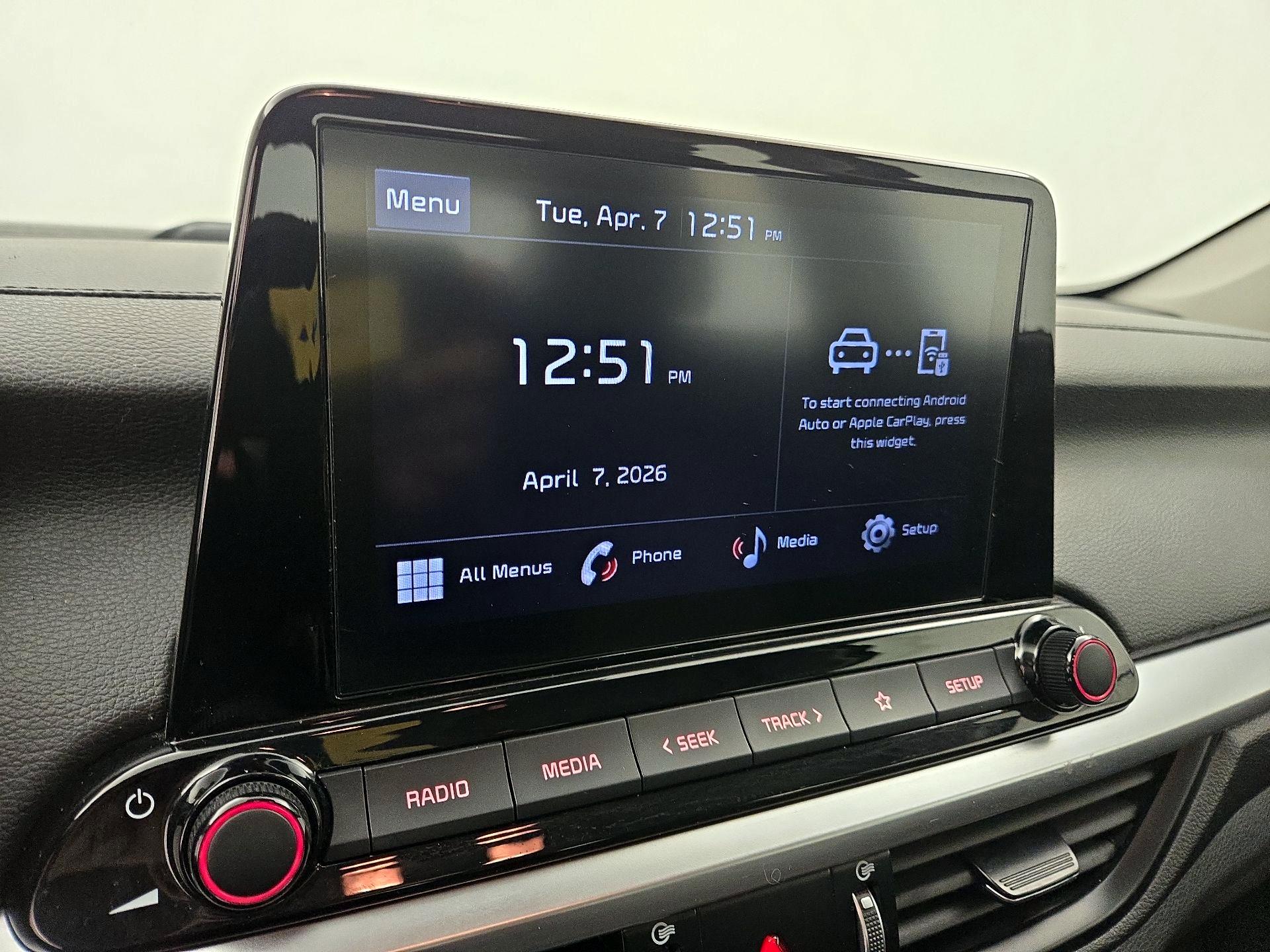 Thumbnail: 2022 Kia Forte - 15