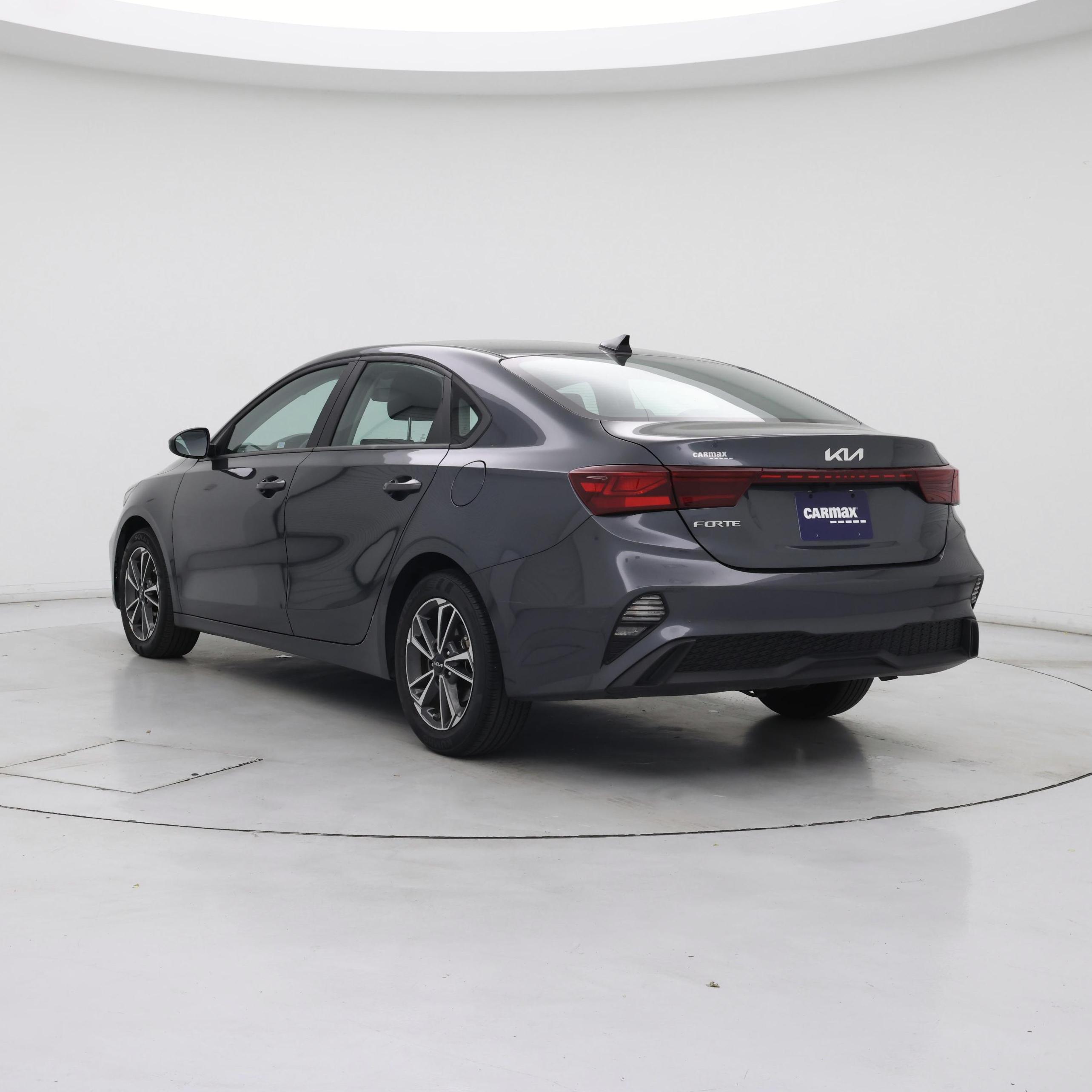 Thumbnail: 2022 Kia Forte - 2