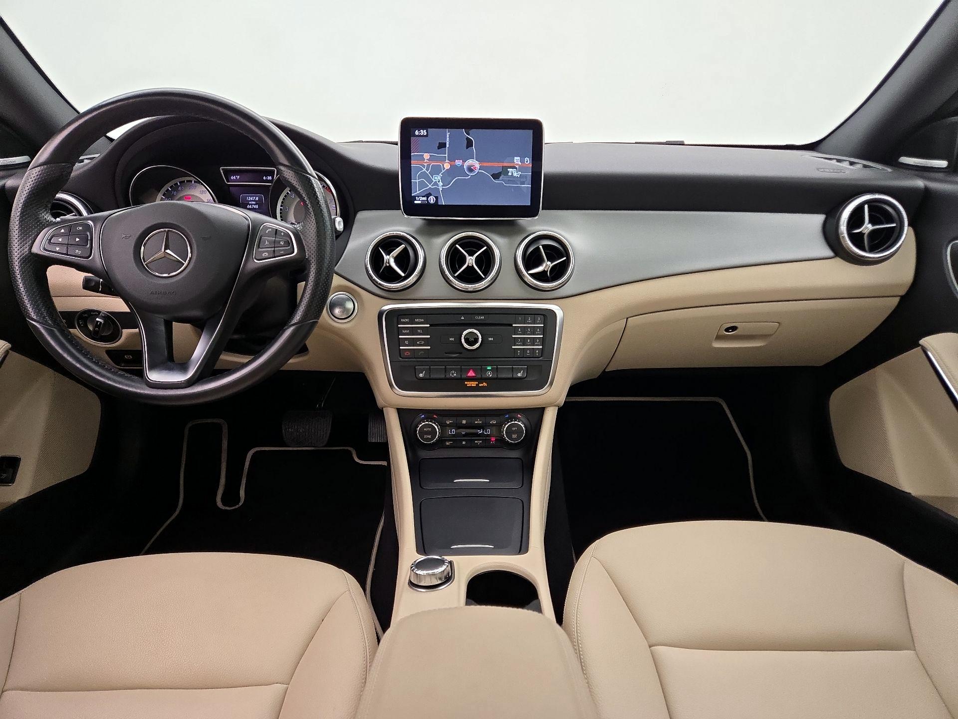 Thumbnail: 2015 Mercedes-Benz CLA - 9