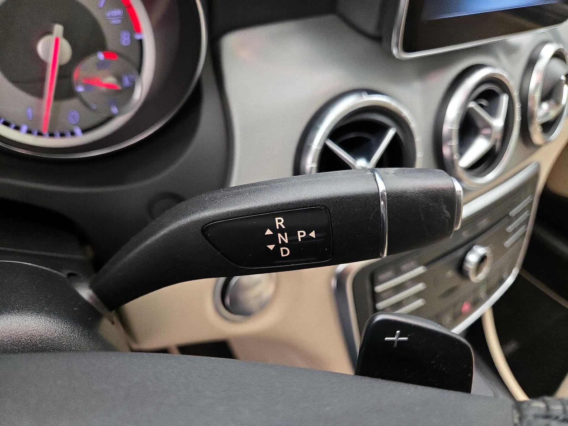 Thumbnail: 2015 Mercedes-Benz CLA - 18