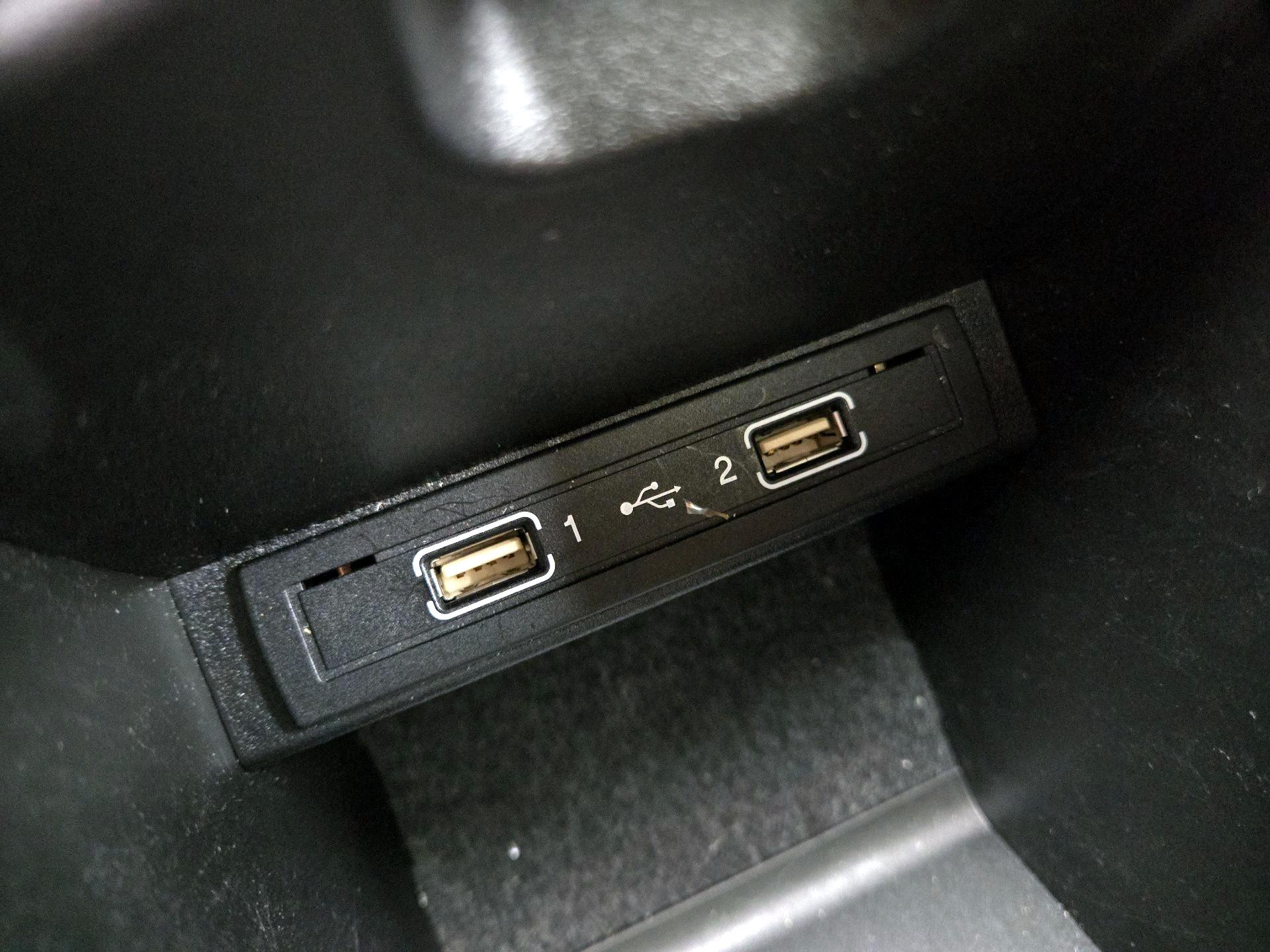 Thumbnail: 2015 Mercedes-Benz CLA - 19