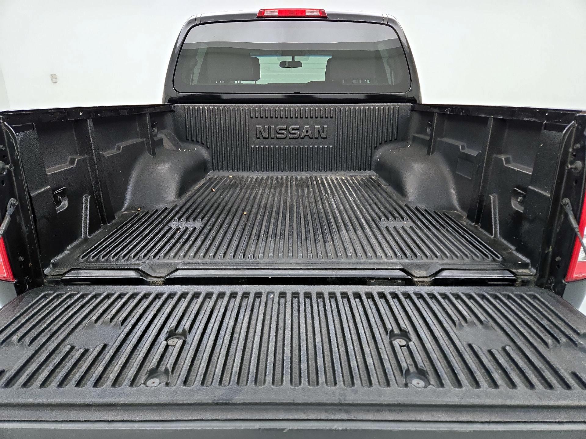 Thumbnail: 2017 Nissan Frontier - 18