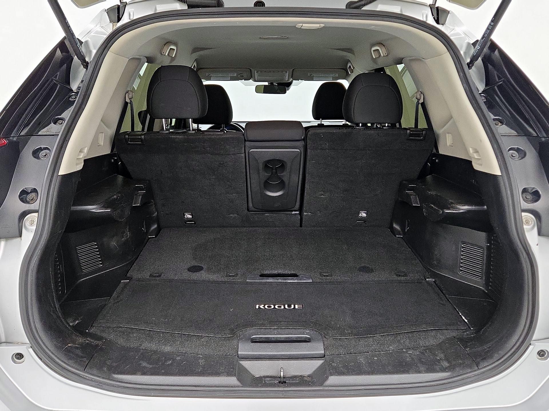 Thumbnail: 2019 Nissan Rogue - 20