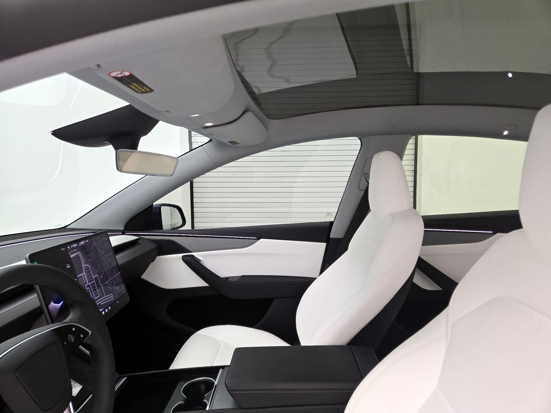 Thumbnail: 2026 Tesla Model Y - 19