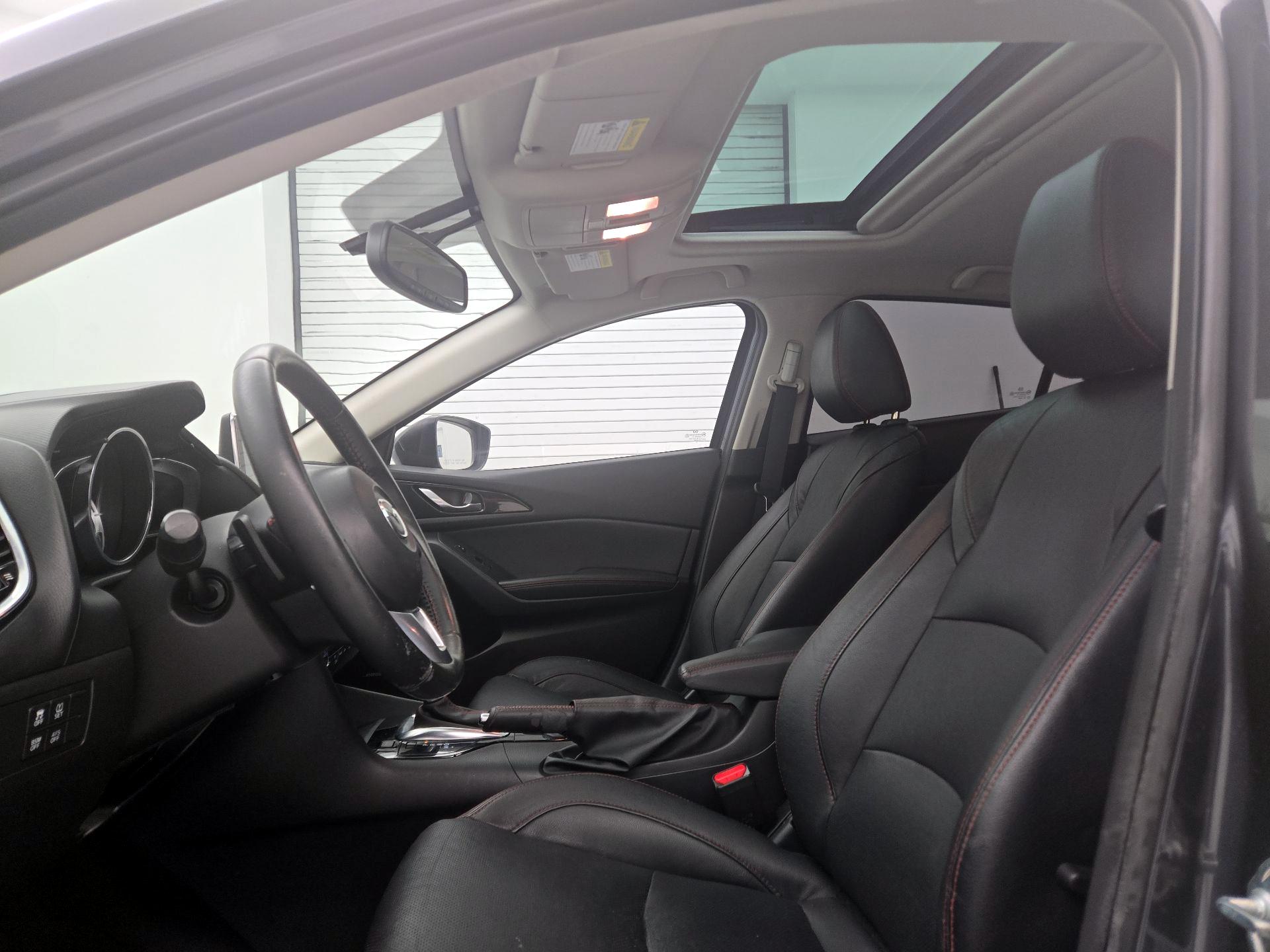 Thumbnail: 2015 Mazda Mazda3 - 20