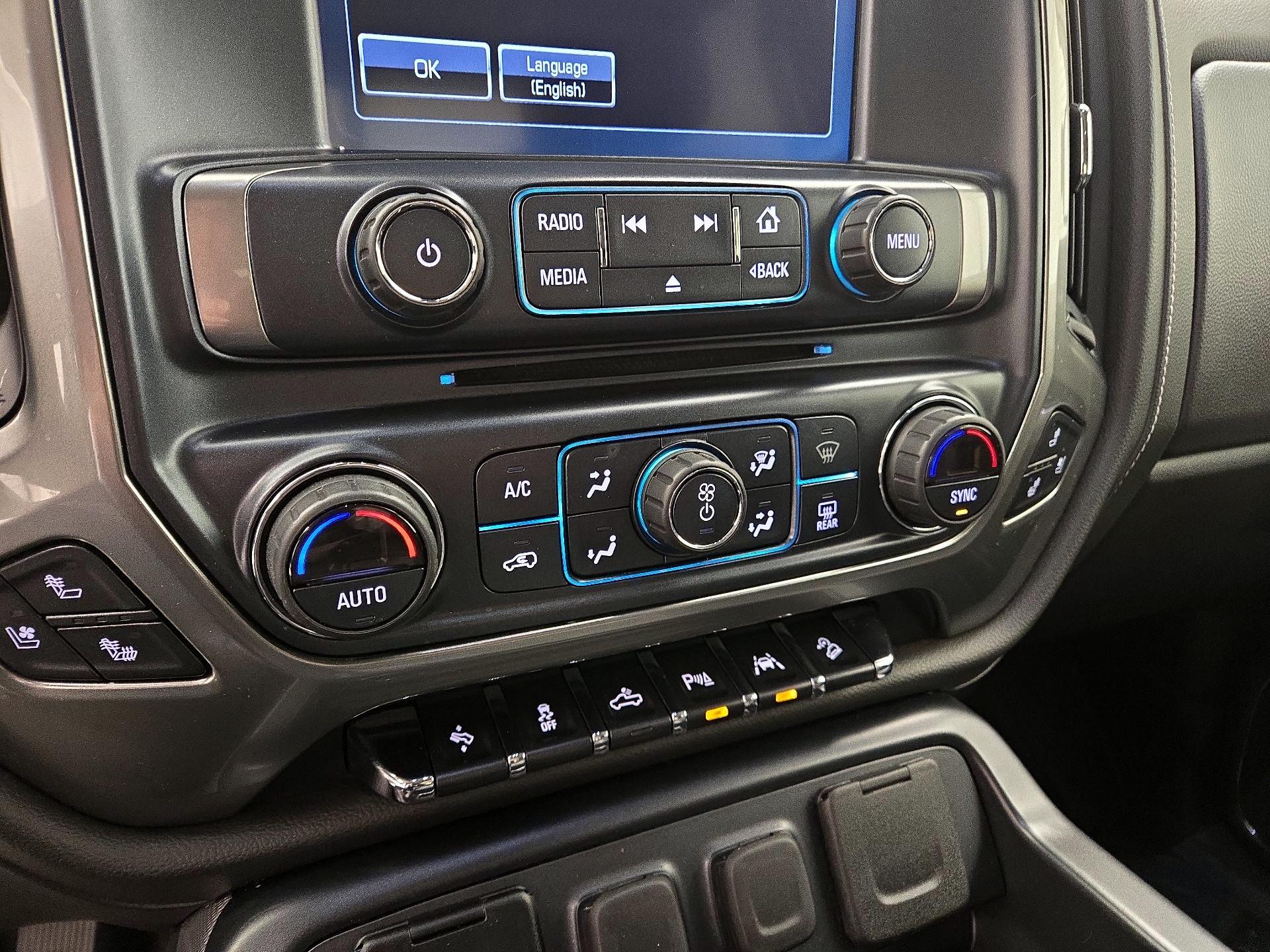 Thumbnail: 2018 Chevrolet Silverado 1500 - 17