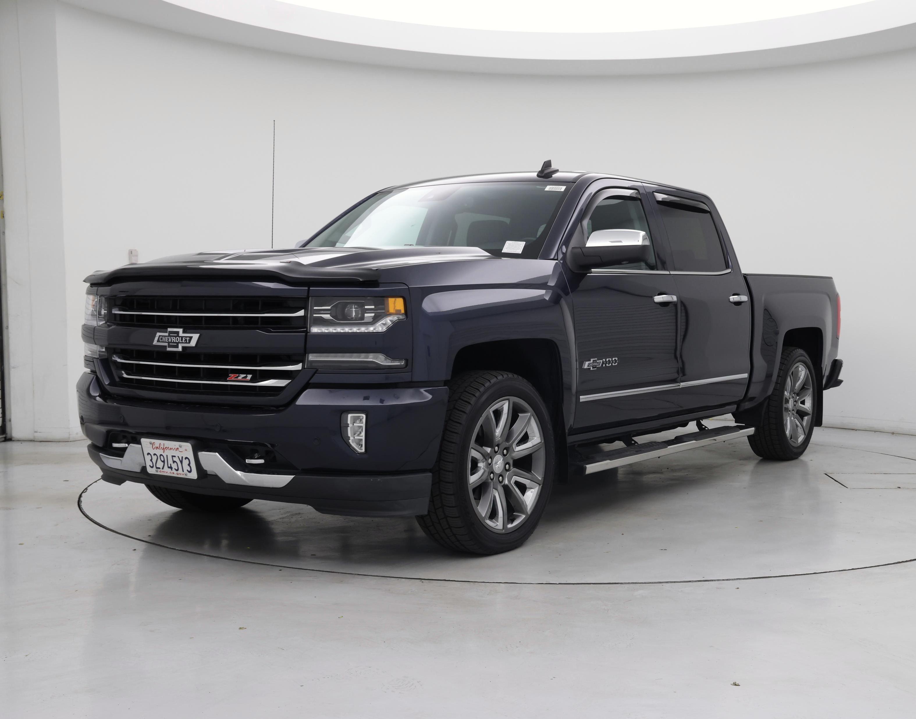 Thumbnail: 2018 Chevrolet Silverado 1500 - 4