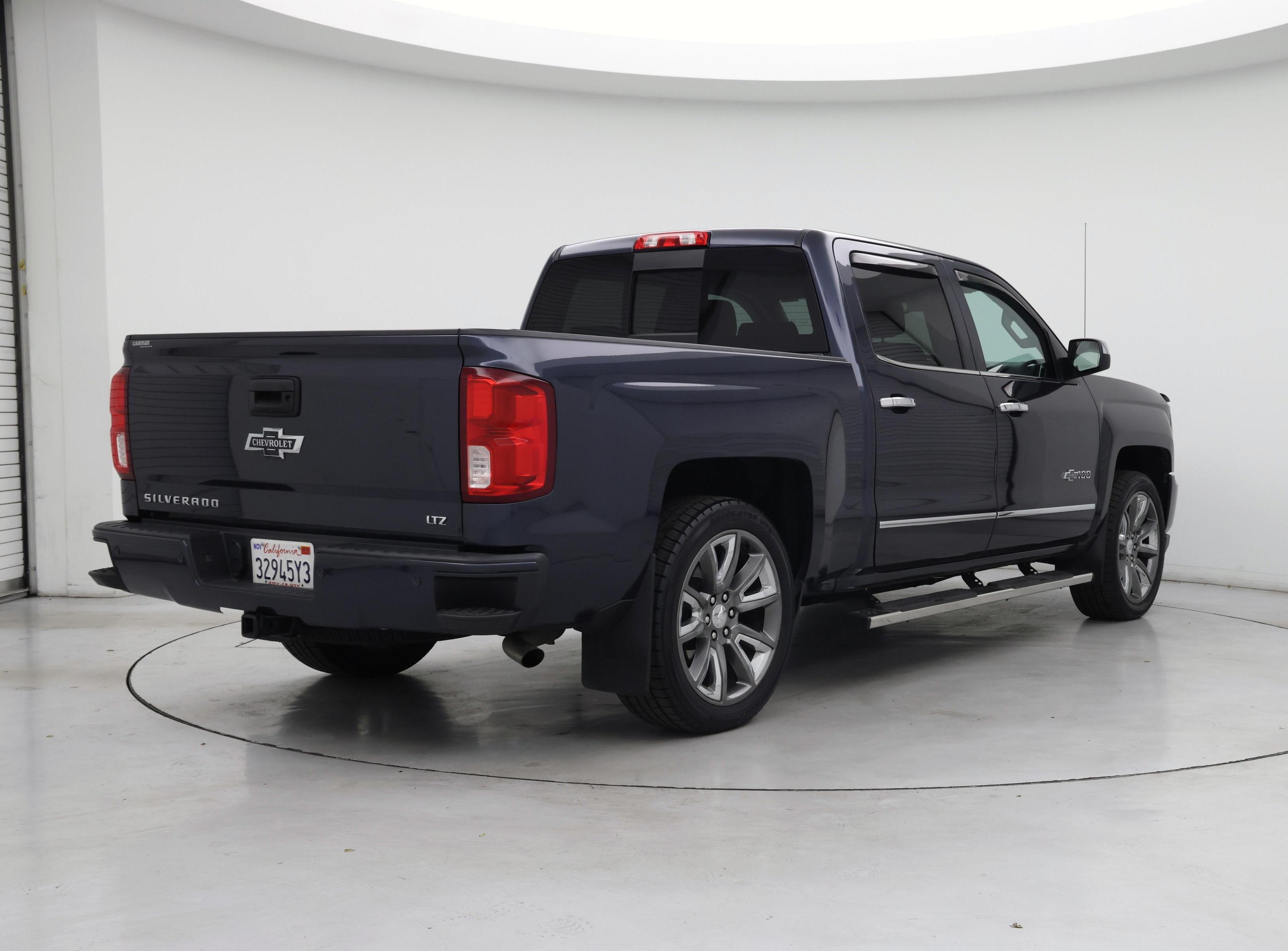 Thumbnail: 2018 Chevrolet Silverado 1500 - 8