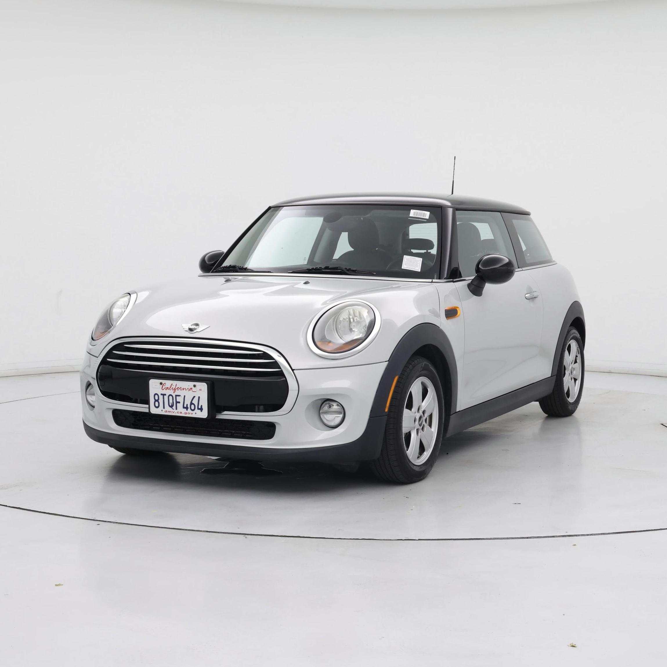 Thumbnail: 2017 MINI Cooper Hardtop - 4