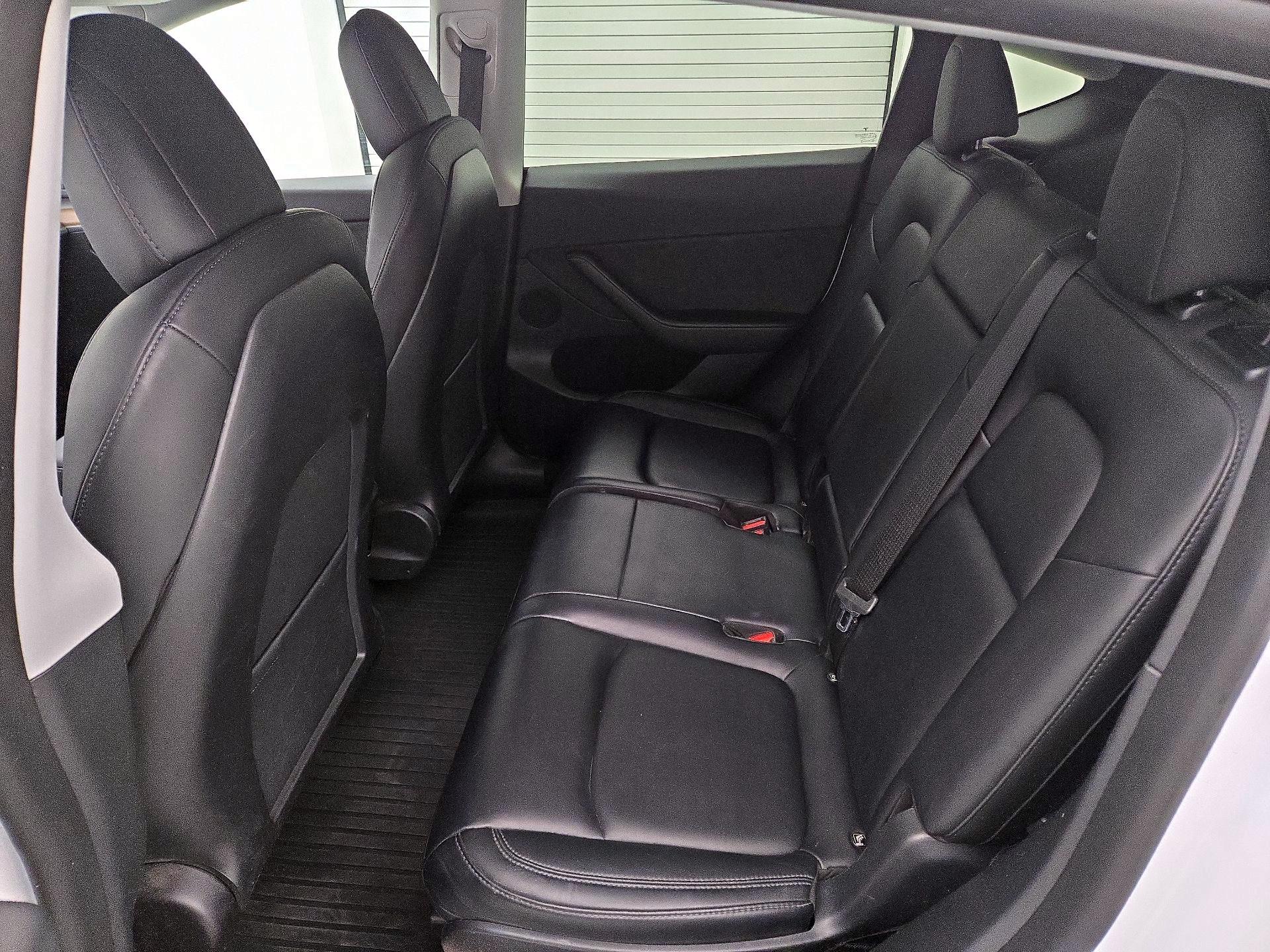 Thumbnail: 2023 Tesla Model Y - 19