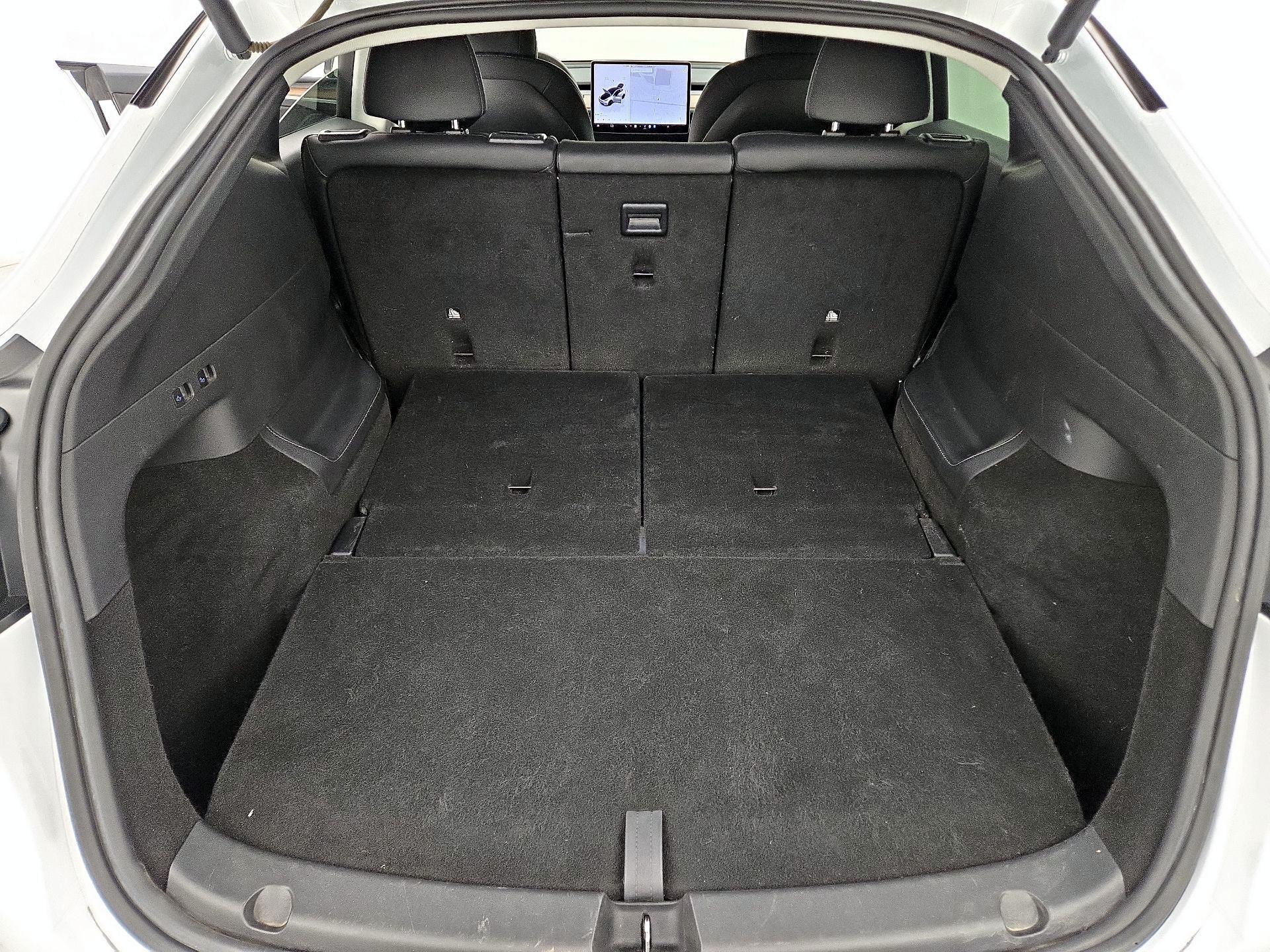 Thumbnail: 2023 Tesla Model Y - 20