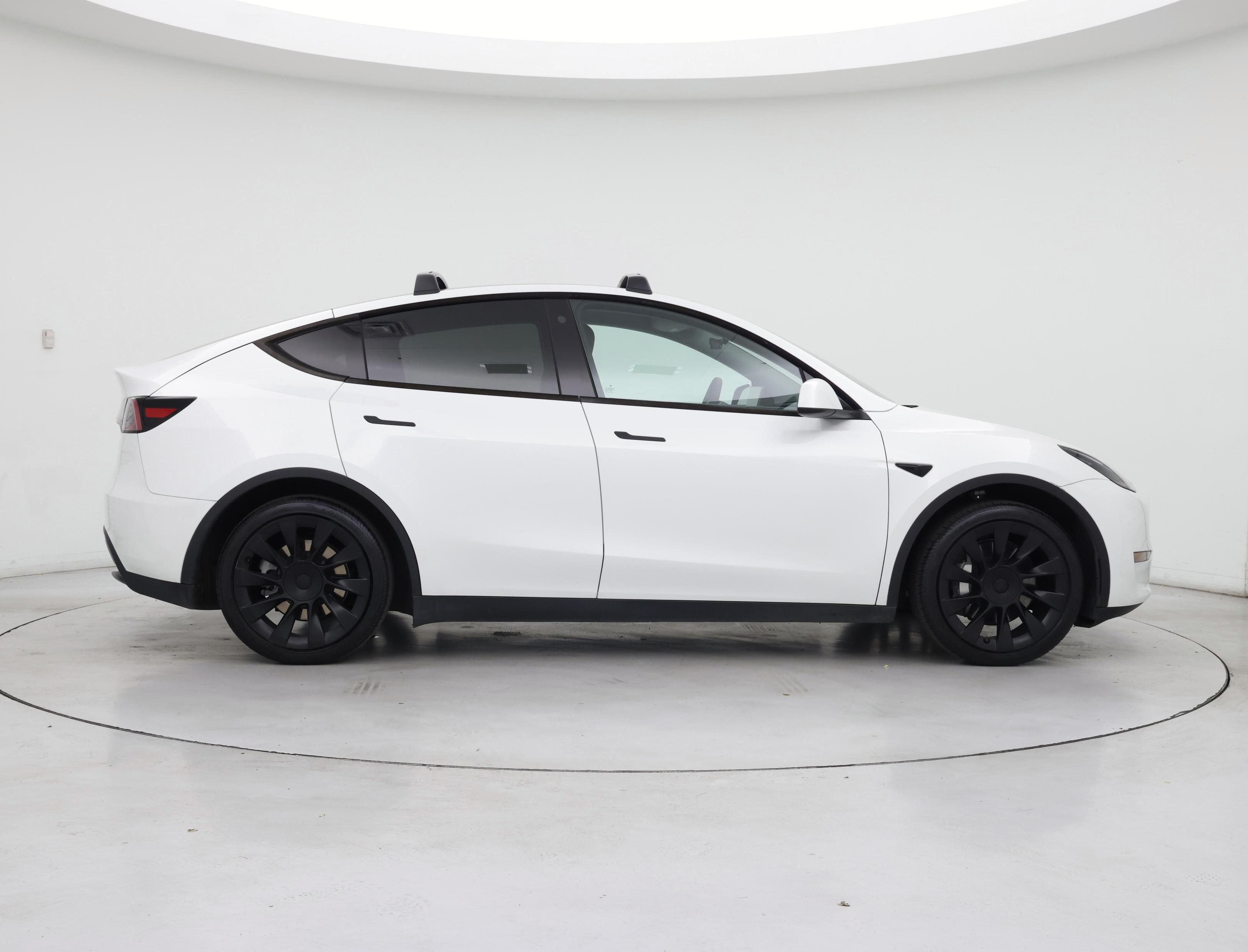 Thumbnail: 2023 Tesla Model Y - 7