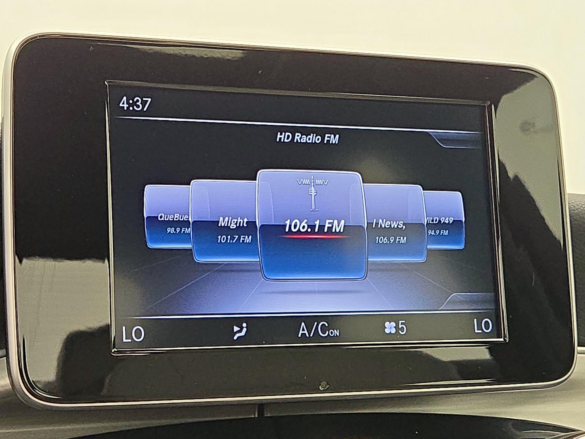 Thumbnail: 2018 Mercedes-Benz C-Class - 16