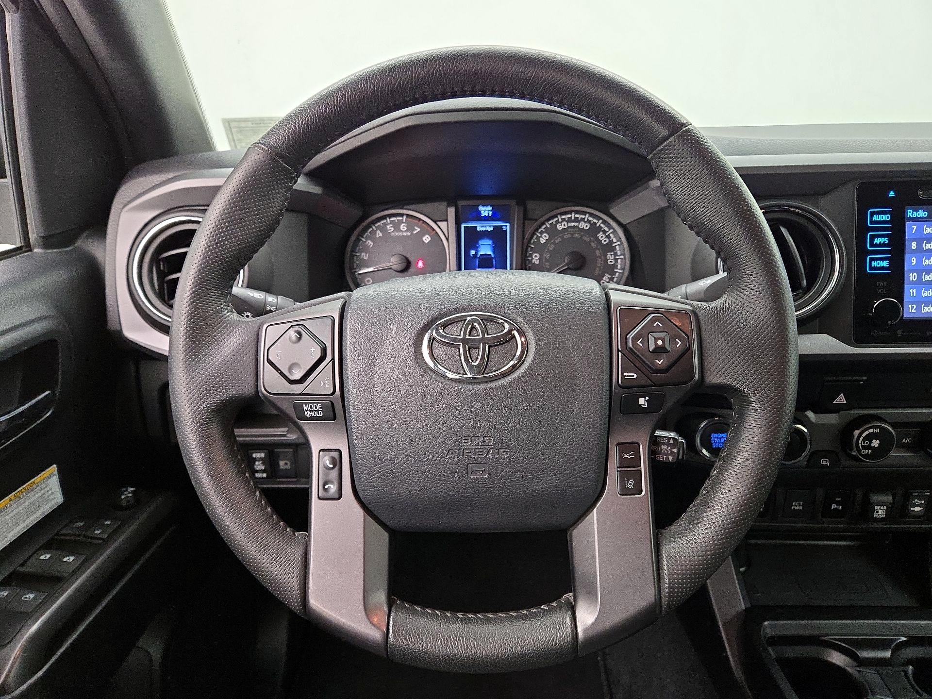 Thumbnail: 2019 Toyota Tacoma - 10