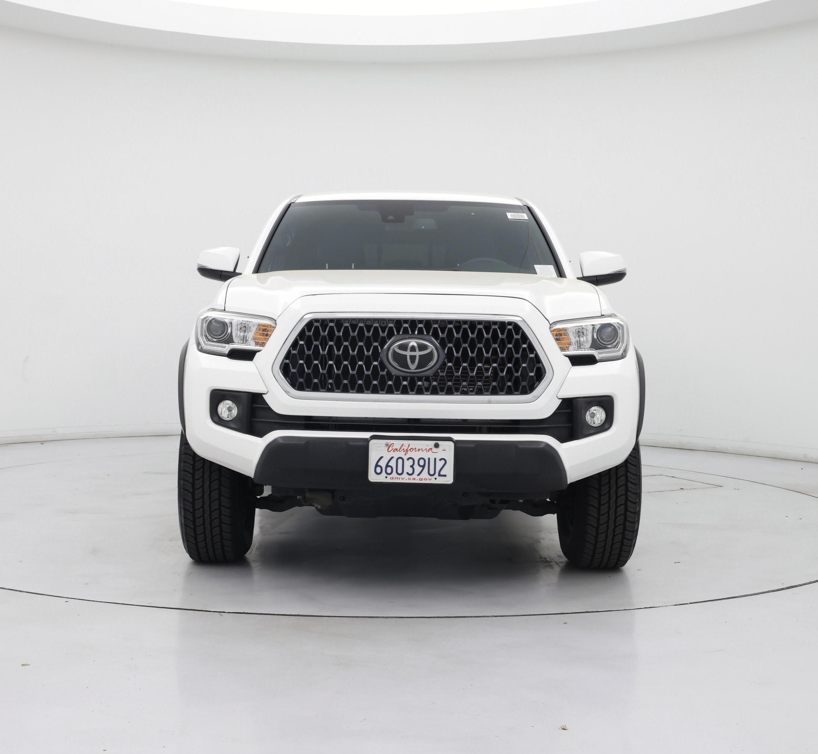 Thumbnail: 2019 Toyota Tacoma - 5