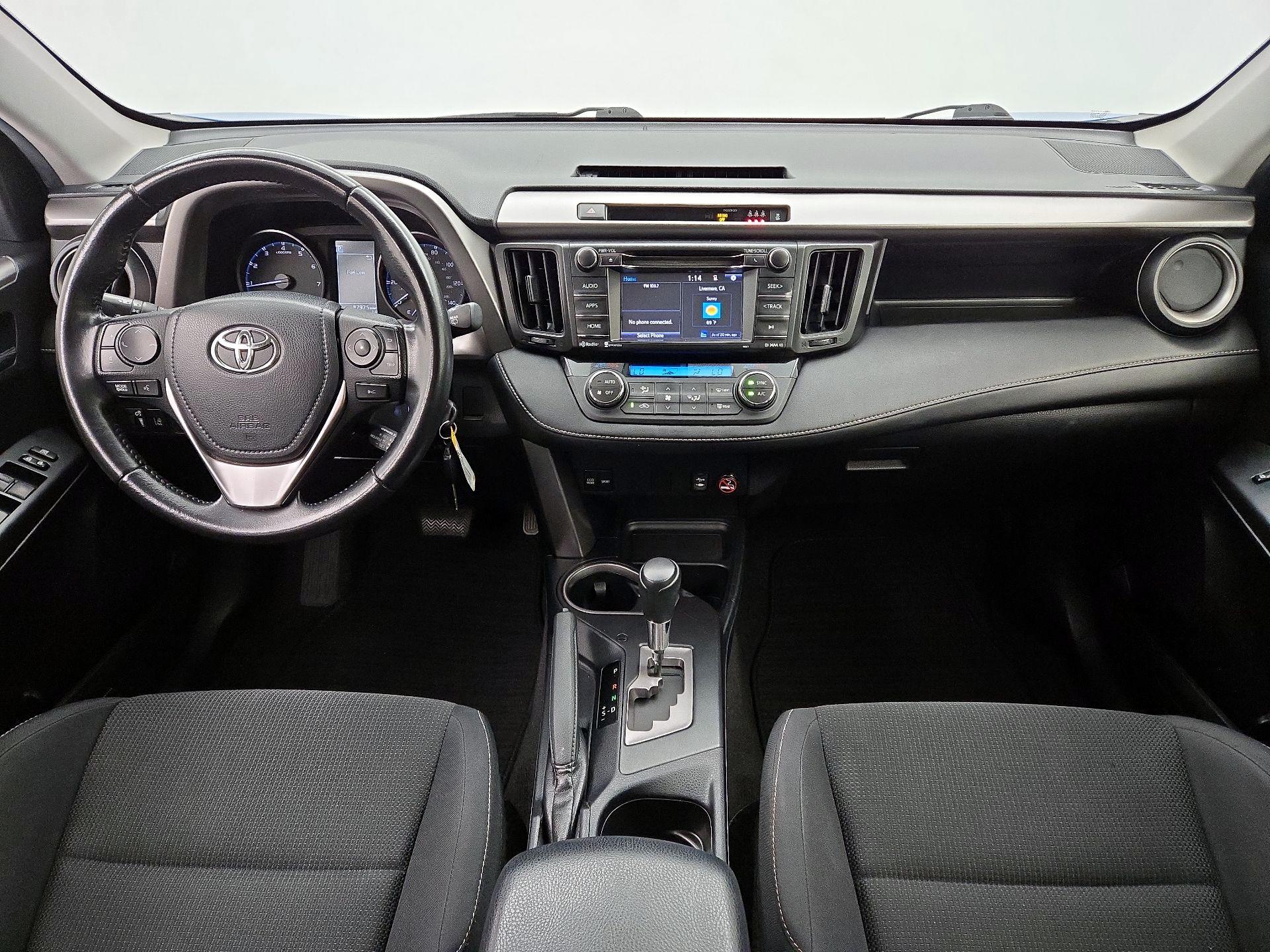 Thumbnail: 2017 Toyota RAV4 - 9