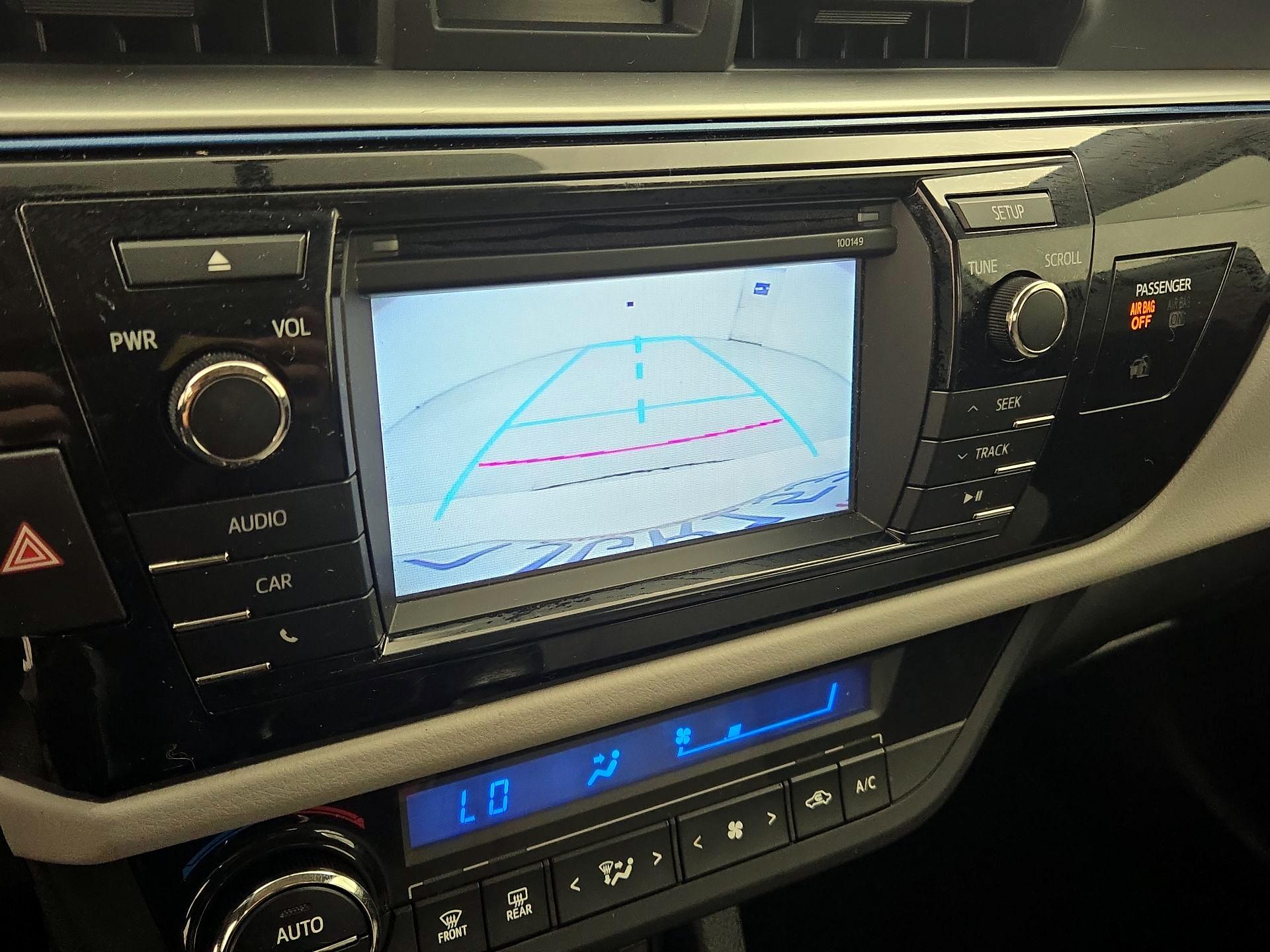 Thumbnail: 2015 Toyota Corolla - 14