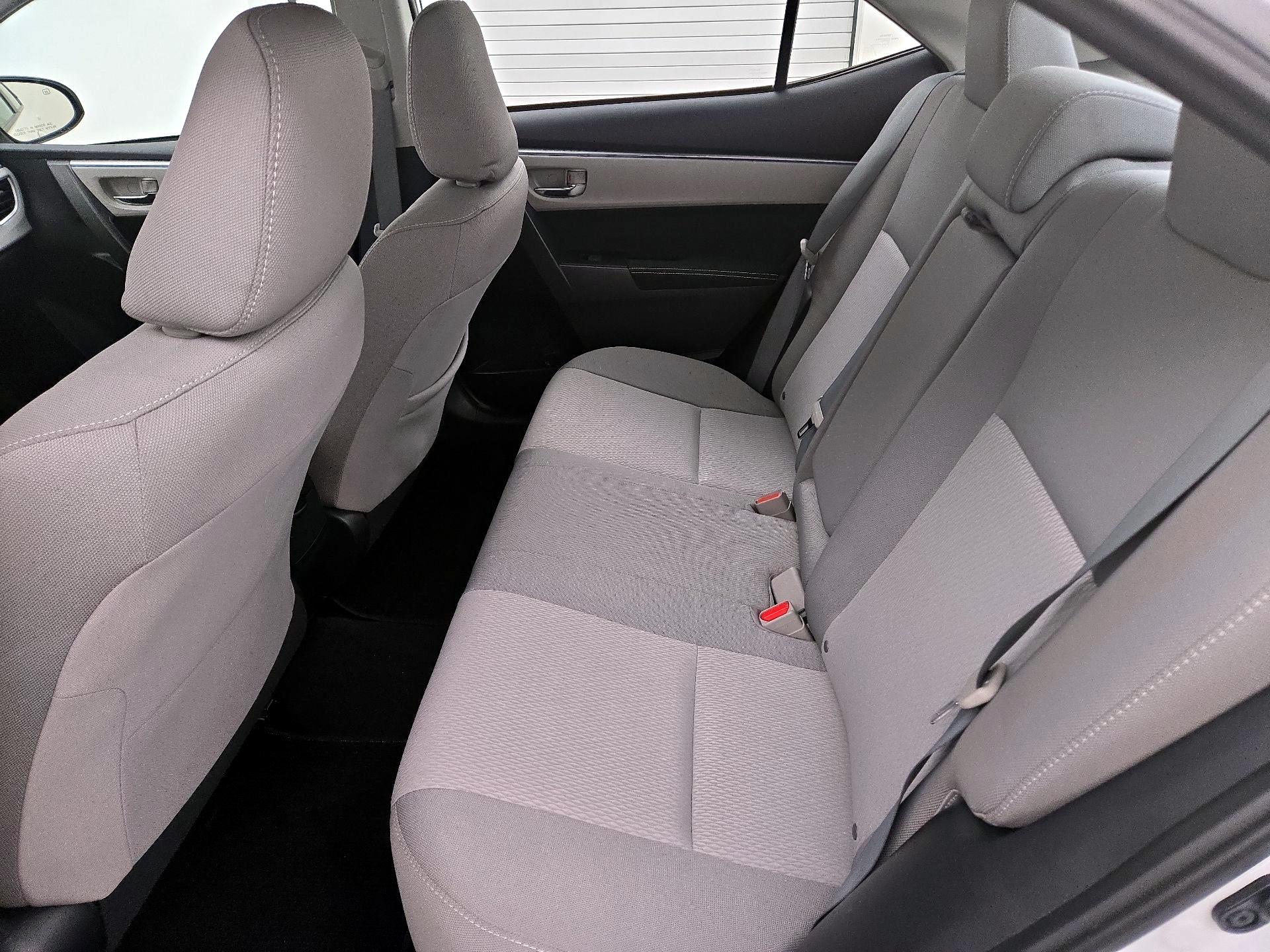 Thumbnail: 2015 Toyota Corolla - 19