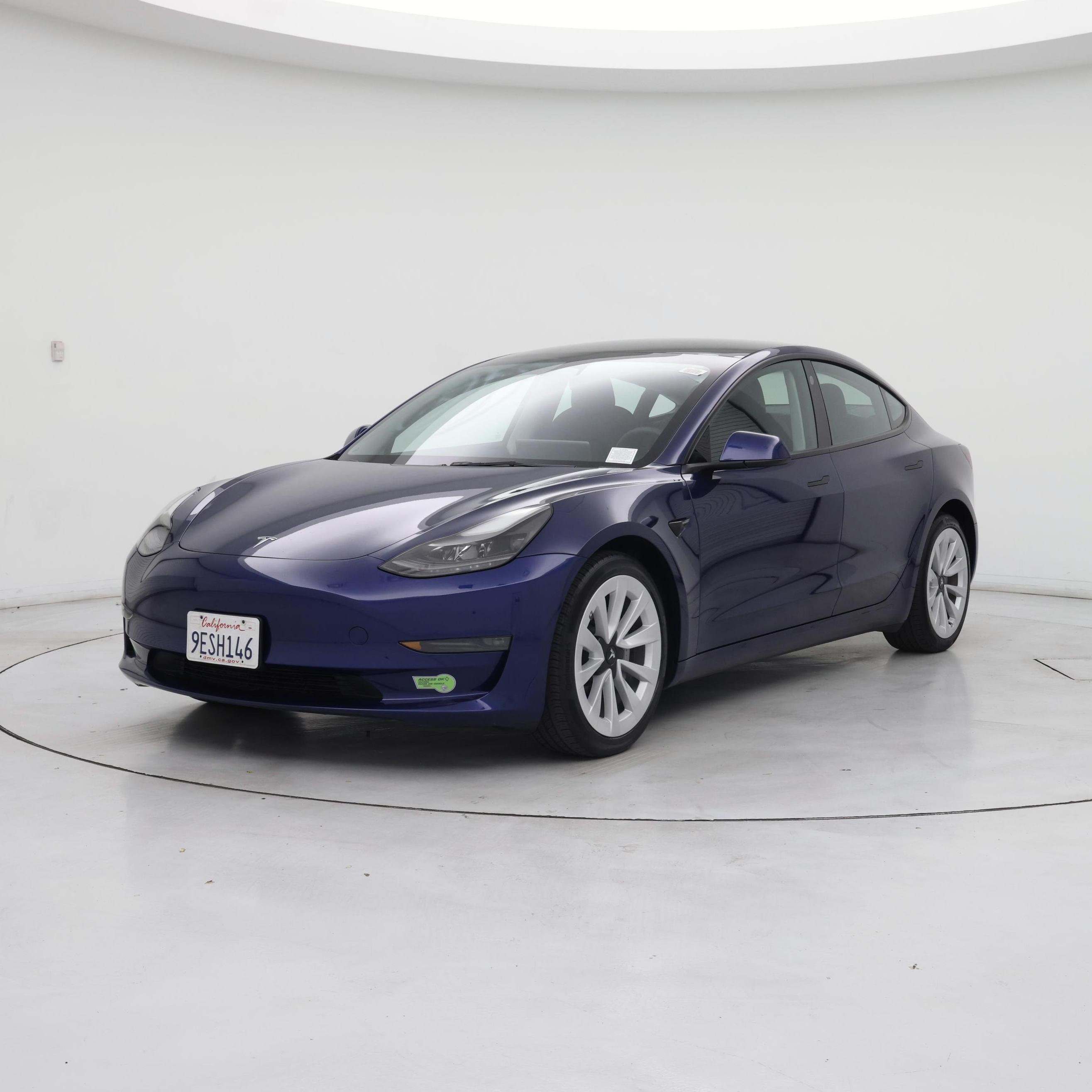 Thumbnail: 2023 Tesla Model 3 - 4