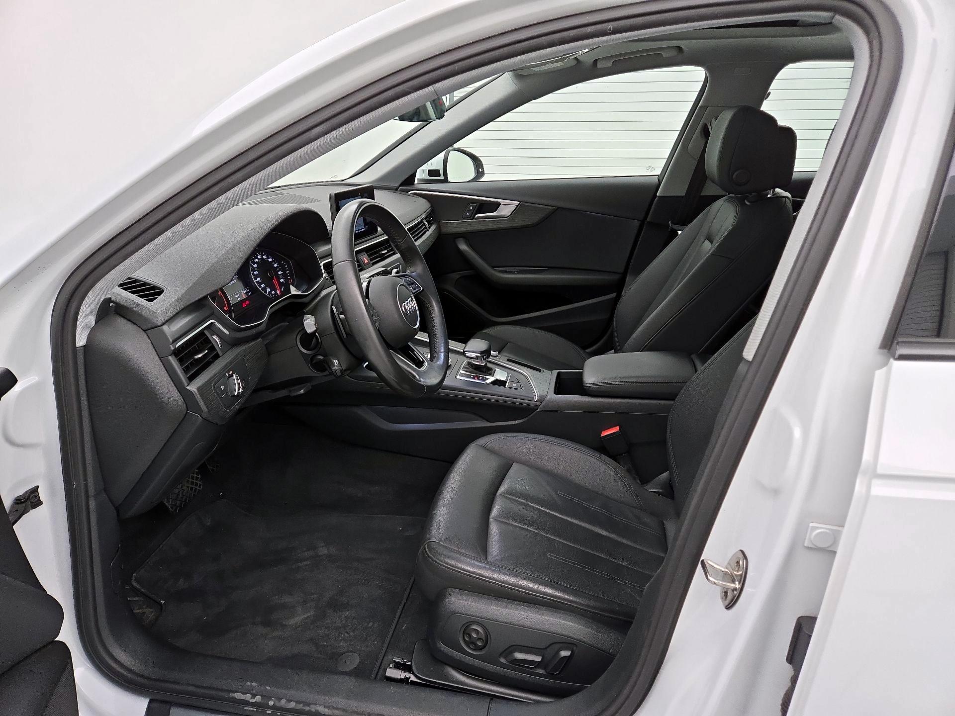 Thumbnail: 2019 Audi A4 - 11