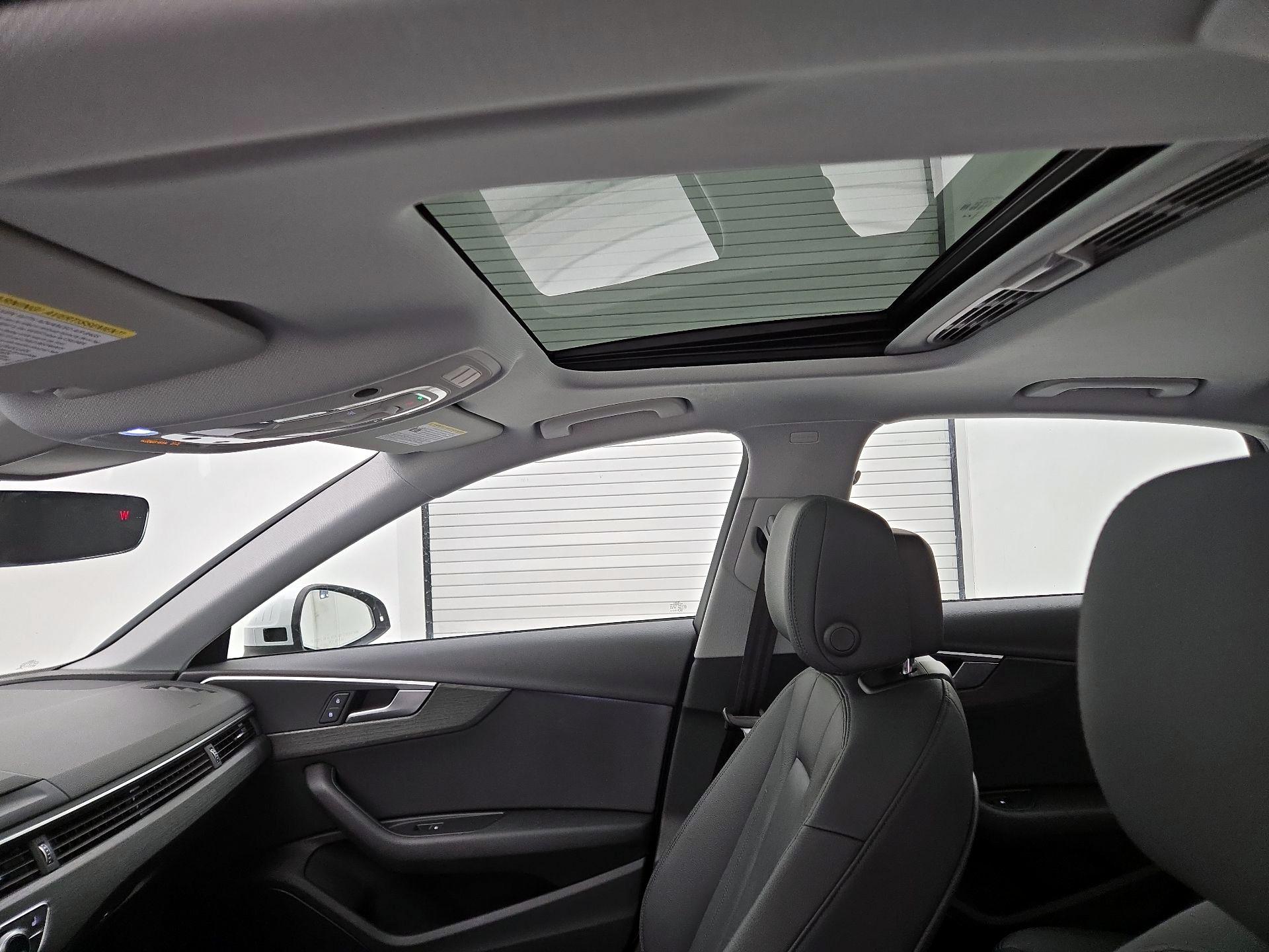 Thumbnail: 2019 Audi A4 - 19